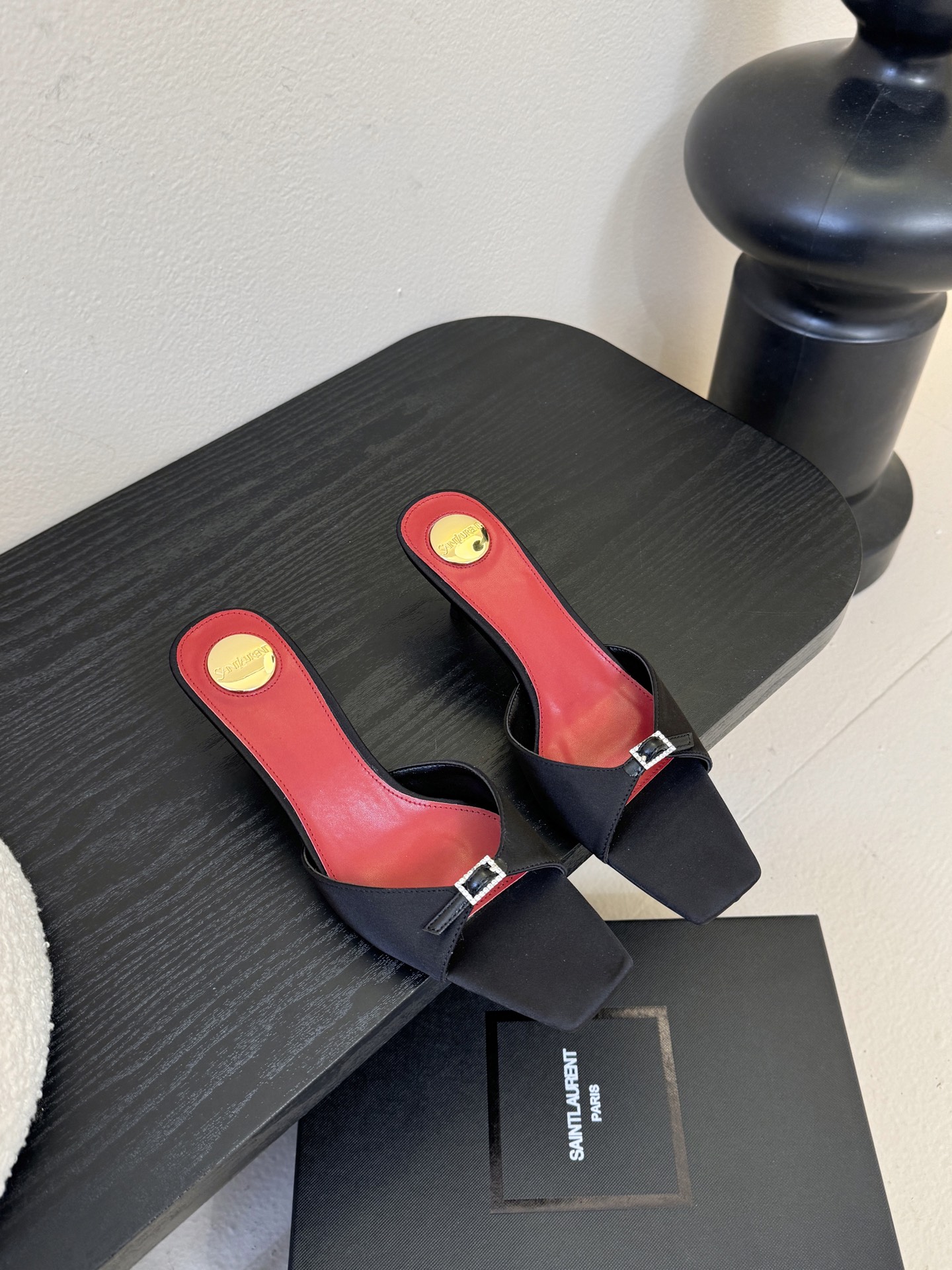圣罗兰Saint Lauren* 25ss新YSL Logo高跟鞋拖Ysl走秀款高跟鞋 各种小裙子搭配起