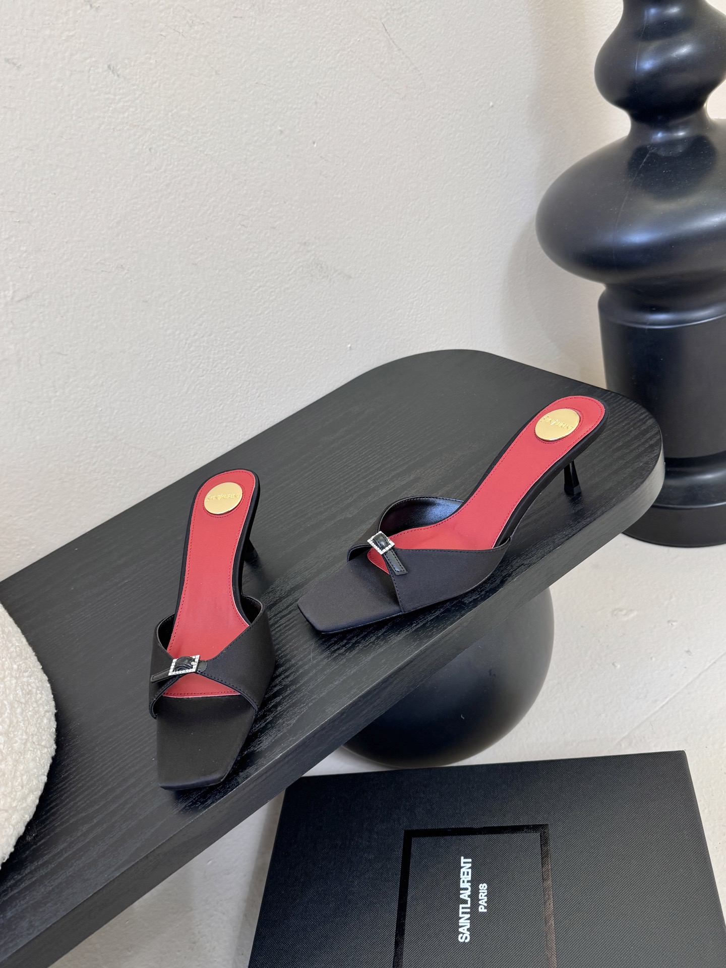 圣罗兰Saint Lauren* 25ss新YSL Logo高跟鞋拖Ysl走秀款高跟鞋 各种小裙子搭配起