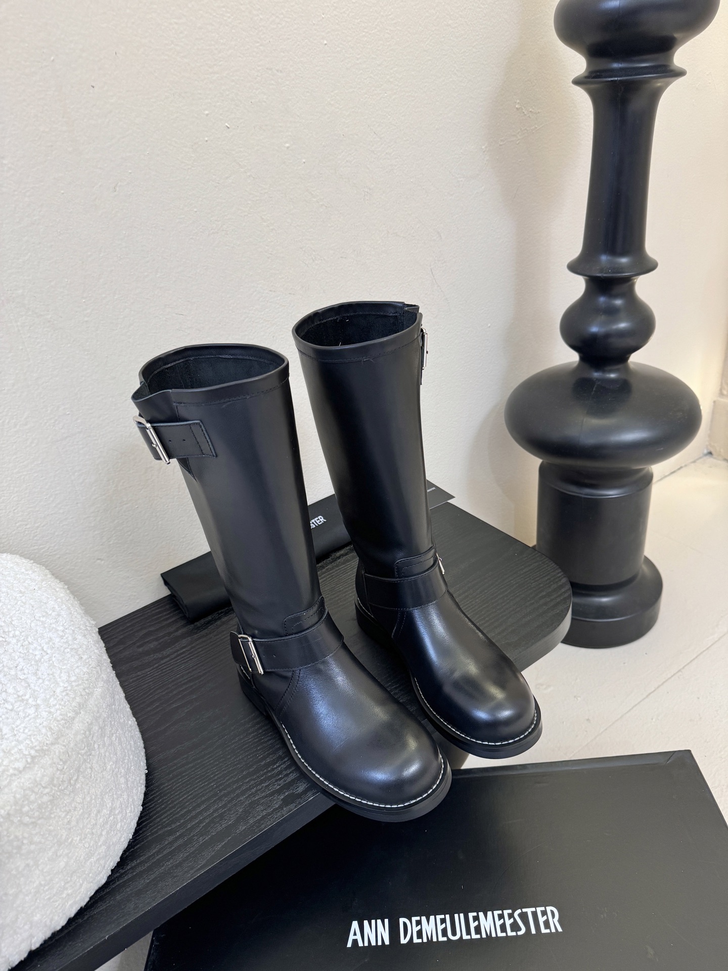 ANNAnn Demeulemeester 饰扣袢可拆设计及膝靴DEMEULEMEESTE😍秋冬系列款骑