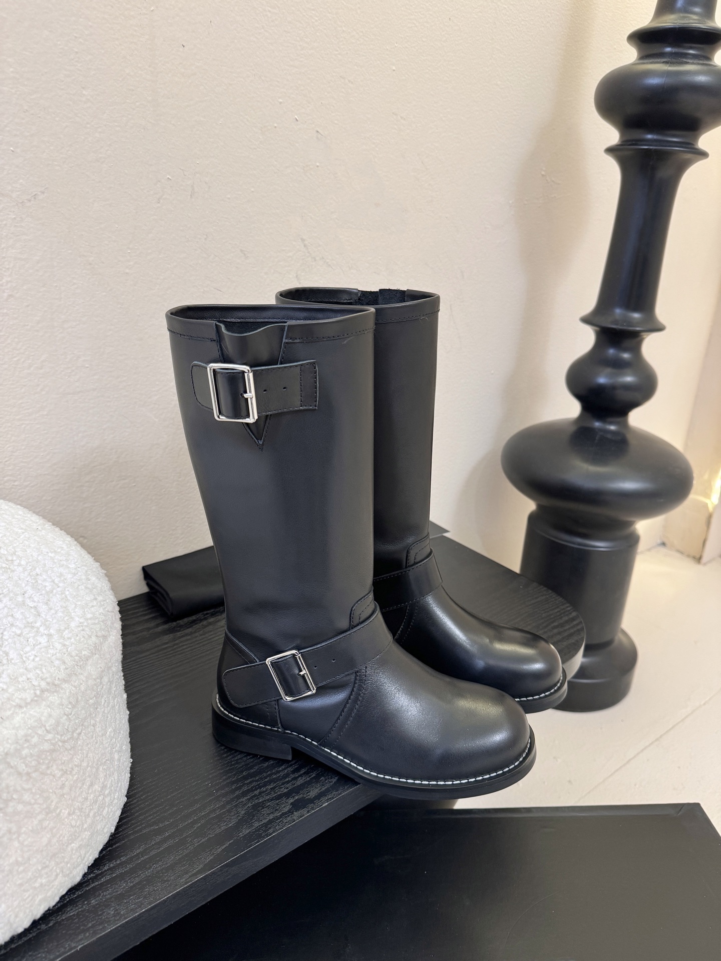 ANNAnn Demeulemeester 饰扣袢可拆设计及膝靴DEMEULEMEESTE😍秋冬系列款骑