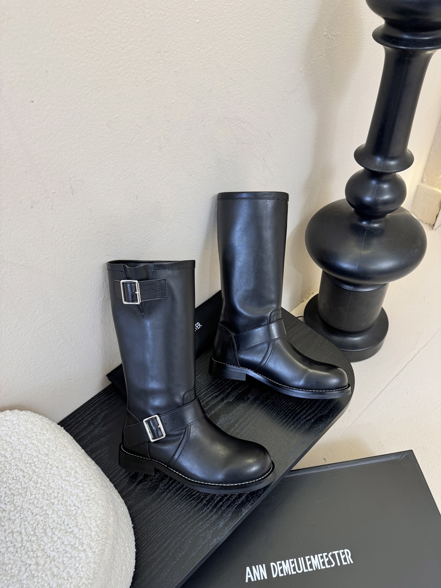 ANNAnn Demeulemeester 饰扣袢可拆设计及膝靴DEMEULEMEESTE😍秋冬系列款骑