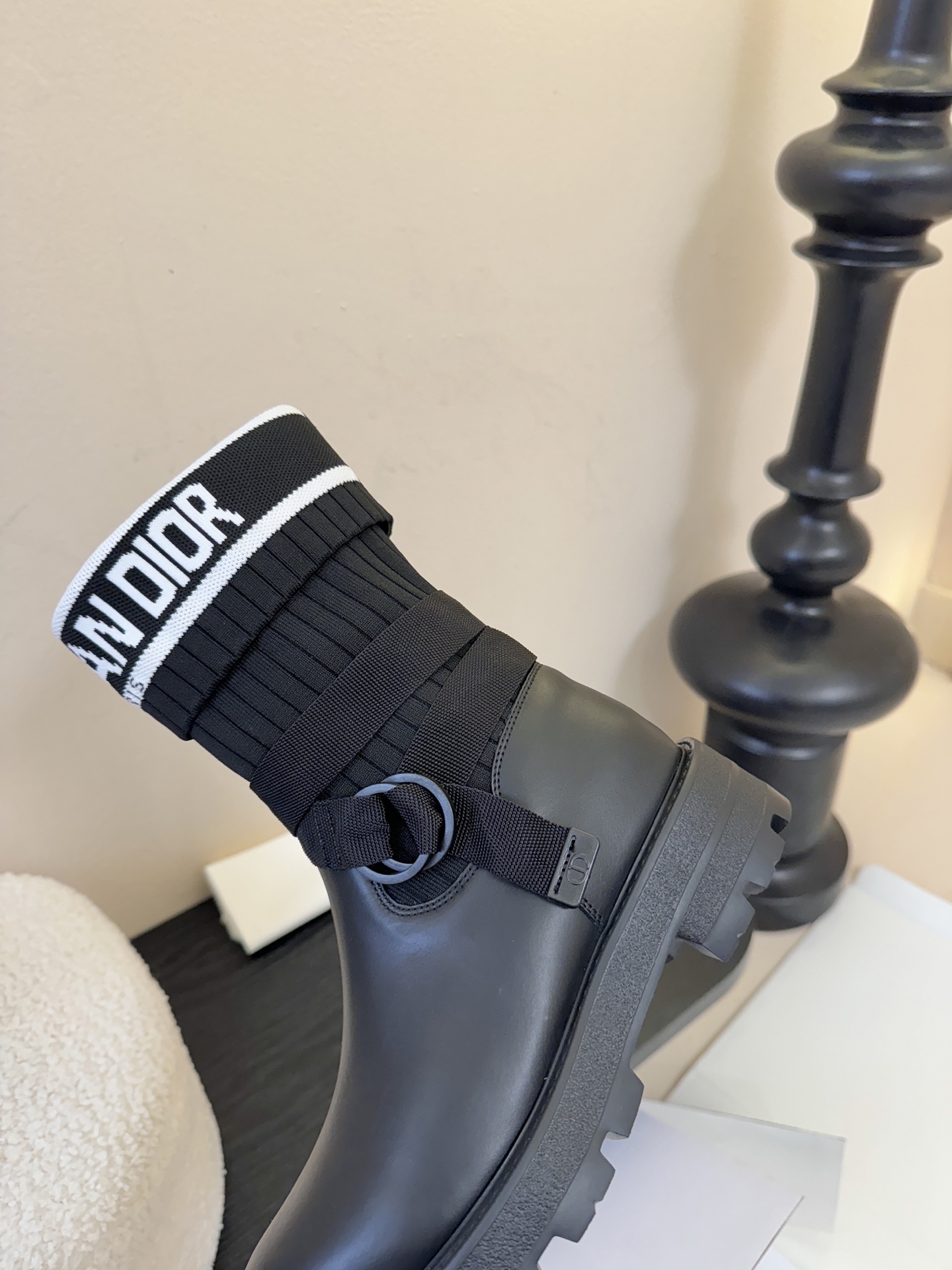 -顶级品质（配高档飞机盒✈️）2025秋冬新款Dior迪奥D-Major 中筒靴 爆火🔥CD字母电绣针织