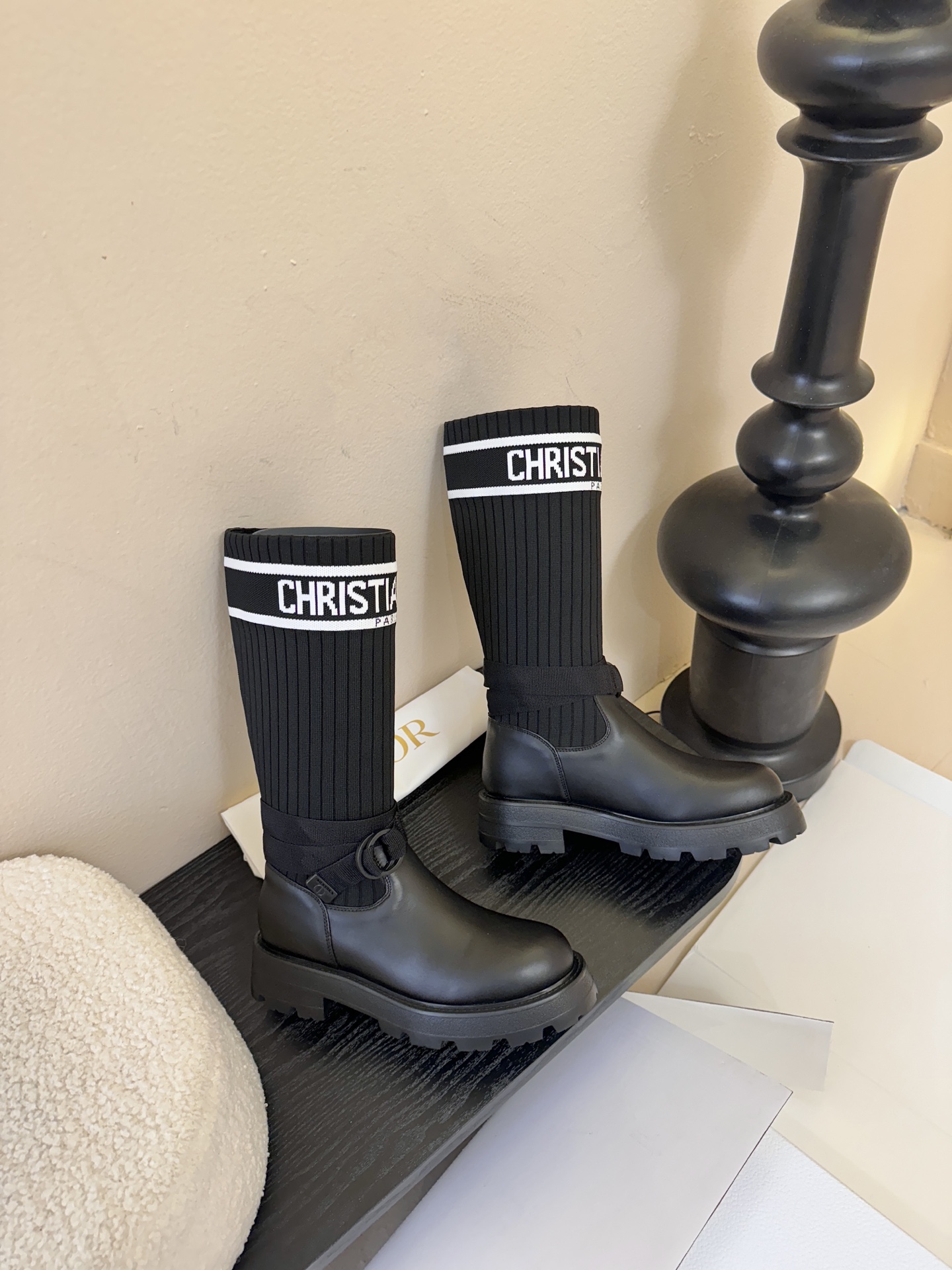 -顶级品质（配高档飞机盒✈️）2025秋冬新款Dior迪奥D-Major 中筒靴 爆火🔥CD字母电绣针织