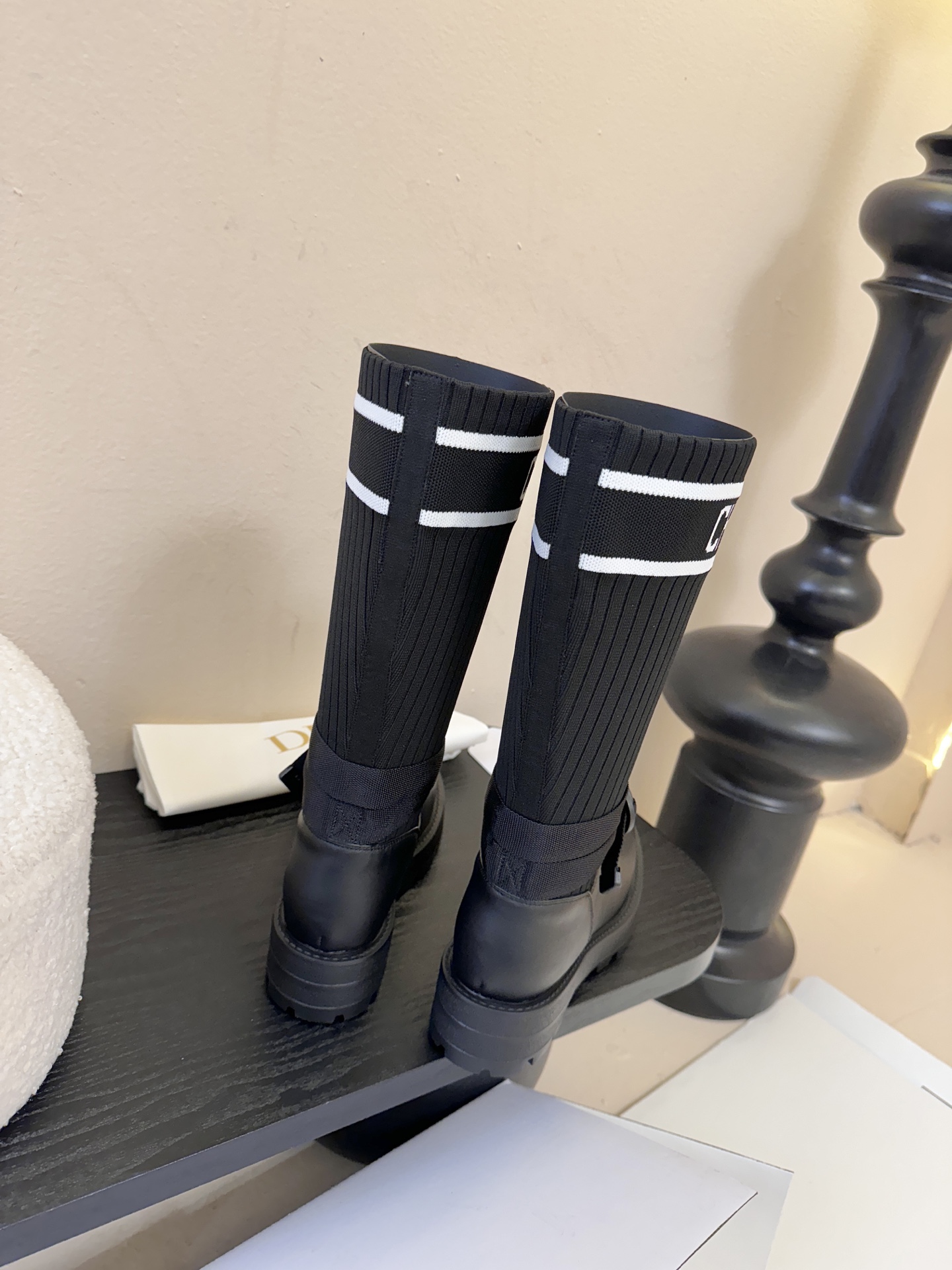 -顶级品质（配高档飞机盒✈️）2025秋冬新款Dior迪奥D-Major 中筒靴 爆火🔥CD字母电绣针织