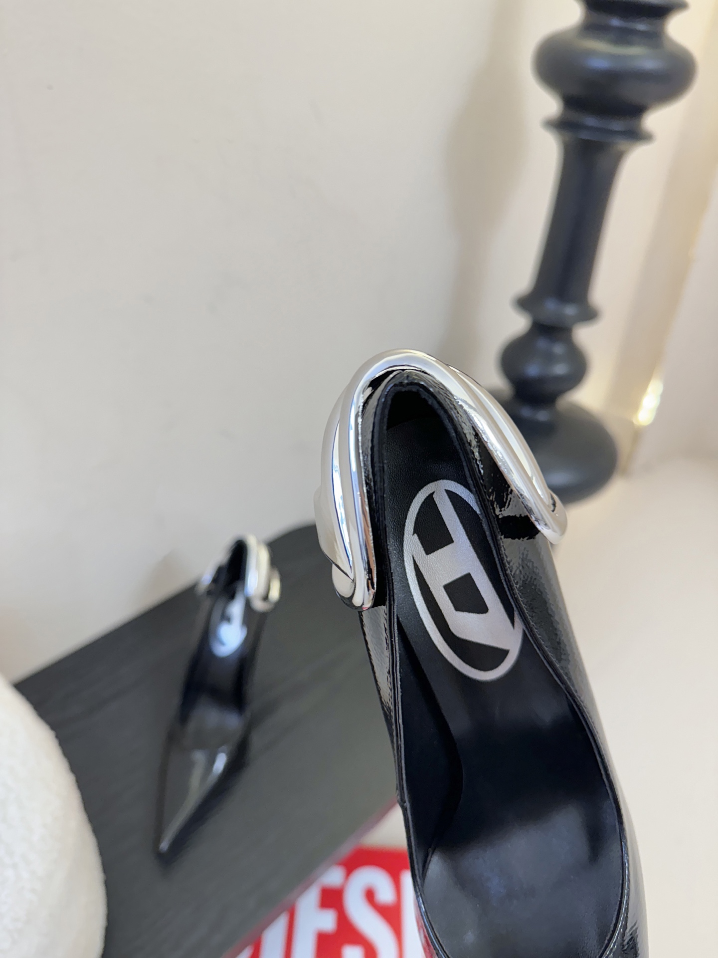 DIESEL很难不爱，好看到让我移不开眼睛时尚雷达疯狂预警❗DIESEL这波高跟鞋直接把“高级性感”焊在