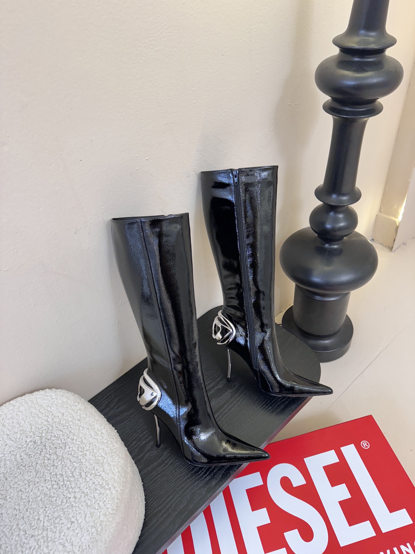 DIESEL很难不爱，好看到让我移不开眼睛时尚雷达疯狂预警❗DIESEL这波高跟鞋直接把“高级性感”焊在