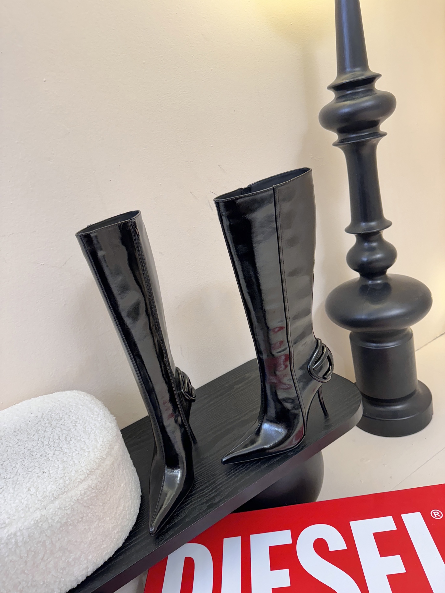 DIESEL很难不爱，好看到让我移不开眼睛时尚雷达疯狂预警❗DIESEL这波高跟鞋直接把“高级性感”焊在