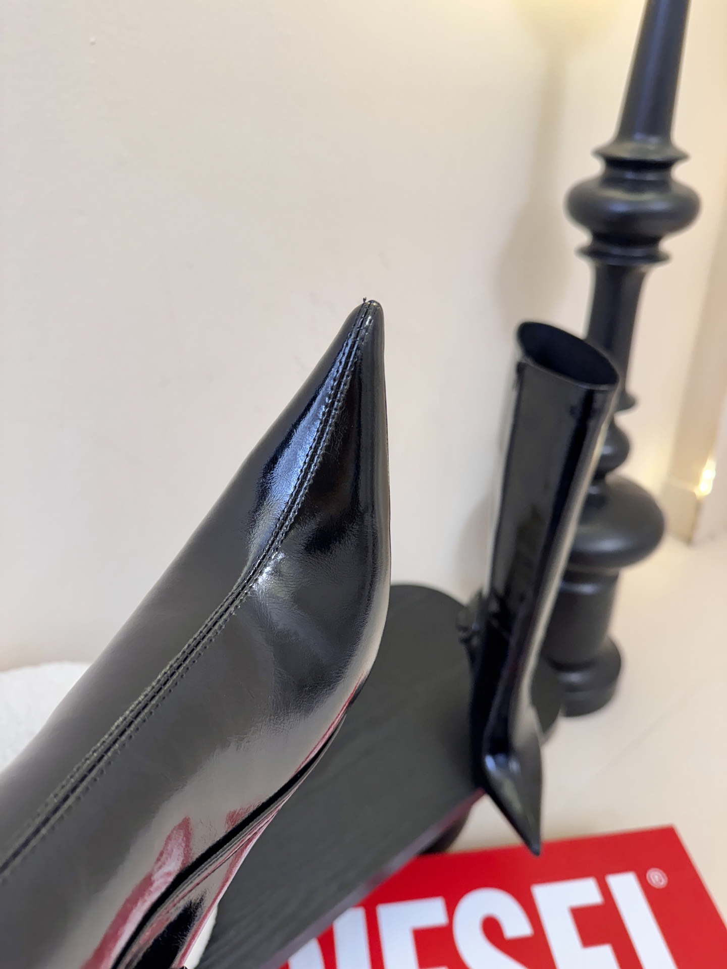 DIESEL很难不爱，好看到让我移不开眼睛时尚雷达疯狂预警❗DIESEL这波高跟鞋直接把“高级性感”焊在