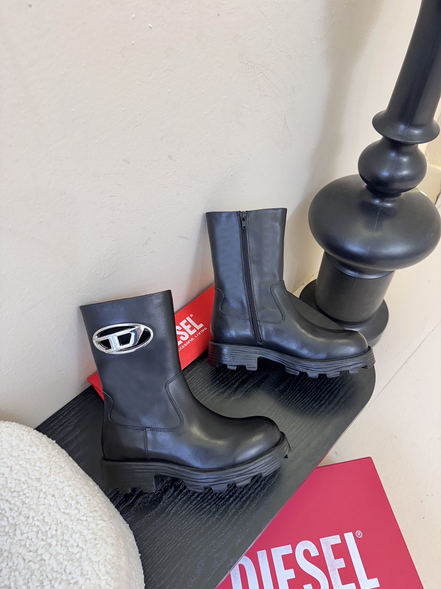 DIESEL很难不爱，好看到让我移不开眼睛时尚雷达疯狂预警❗DIESEL这波高跟鞋直接把“高级性感”焊在