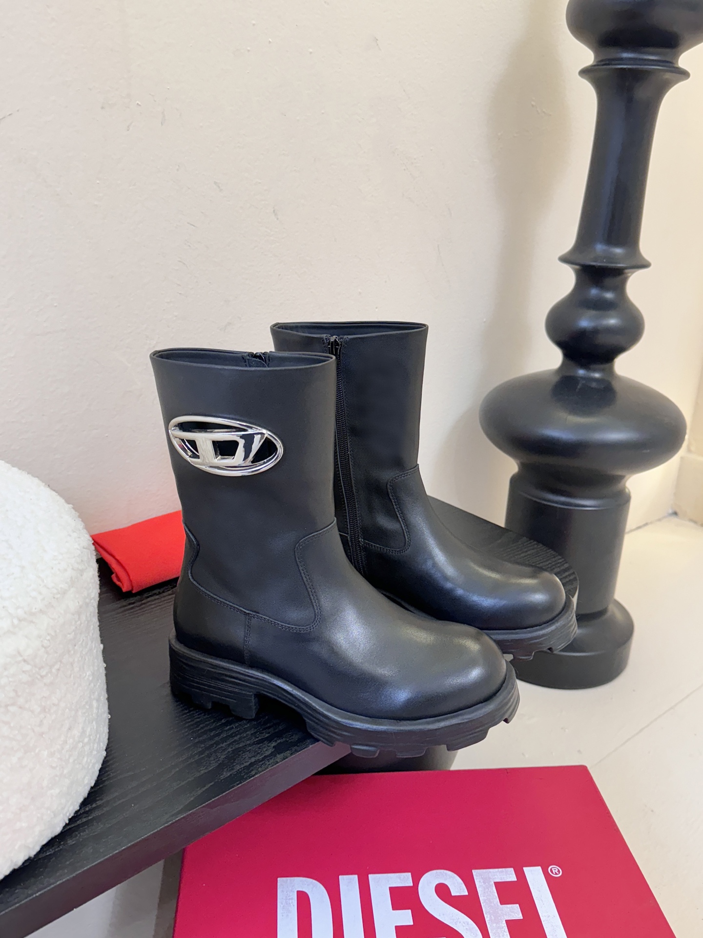 DIESEL很难不爱，好看到让我移不开眼睛时尚雷达疯狂预警❗DIESEL这波高跟鞋直接把“高级性感”焊在