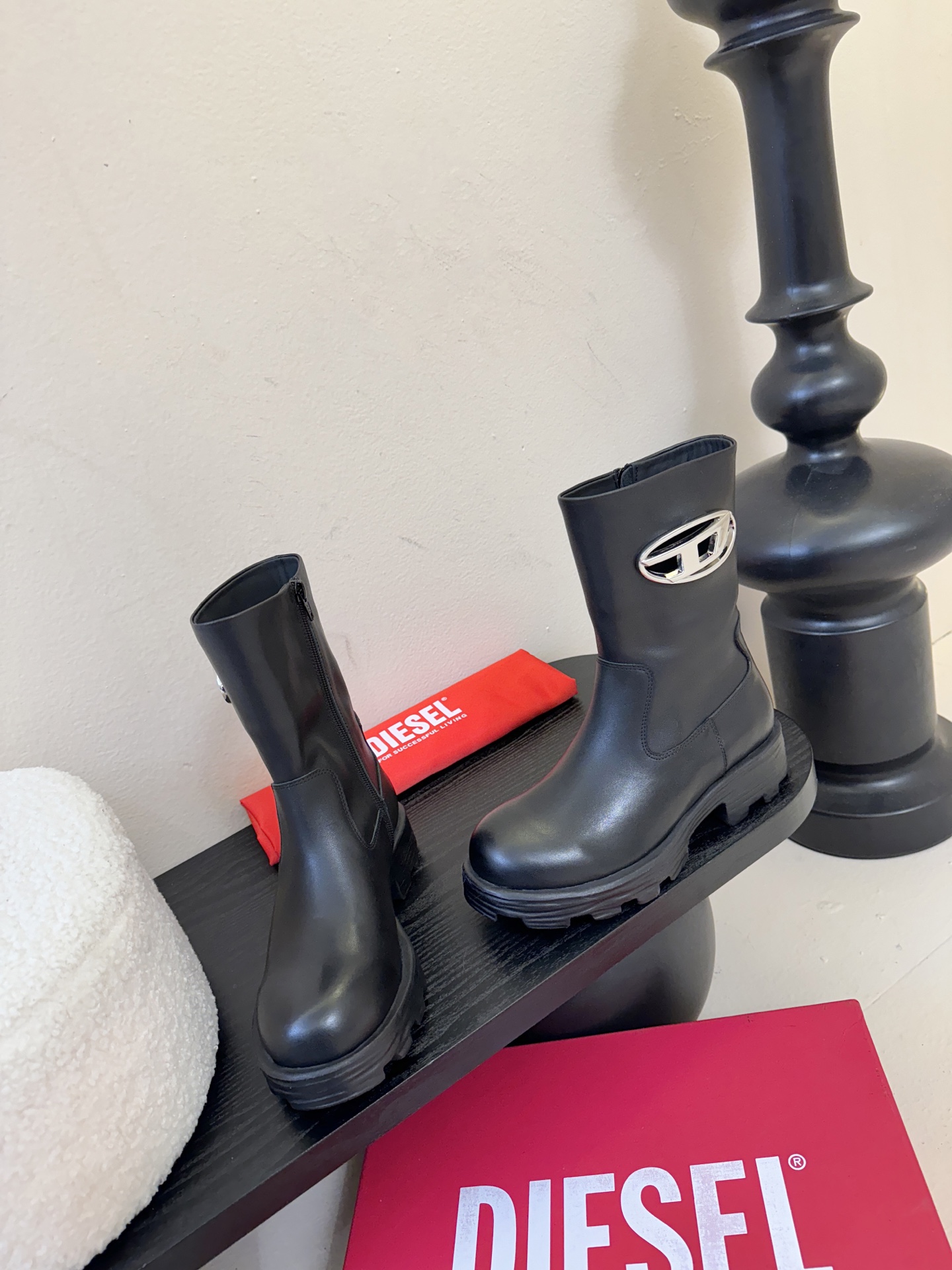 DIESEL很难不爱，好看到让我移不开眼睛时尚雷达疯狂预警❗DIESEL这波高跟鞋直接把“高级性感”焊在