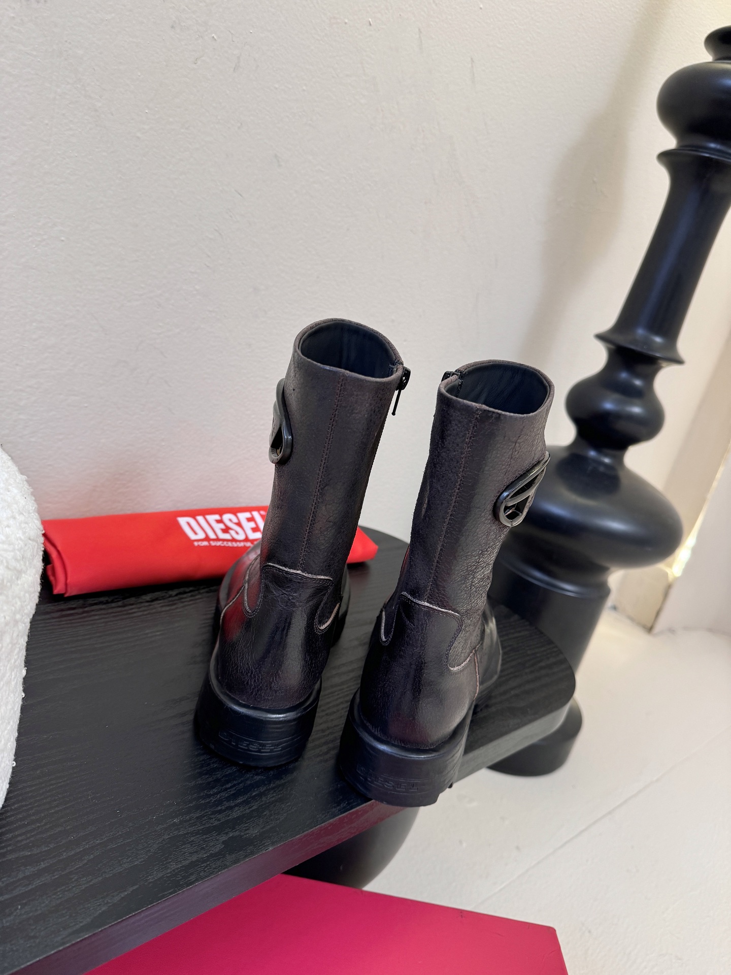 DIESEL很难不爱，好看到让我移不开眼睛时尚雷达疯狂预警❗DIESEL这波高跟鞋直接把“高级性感”焊在