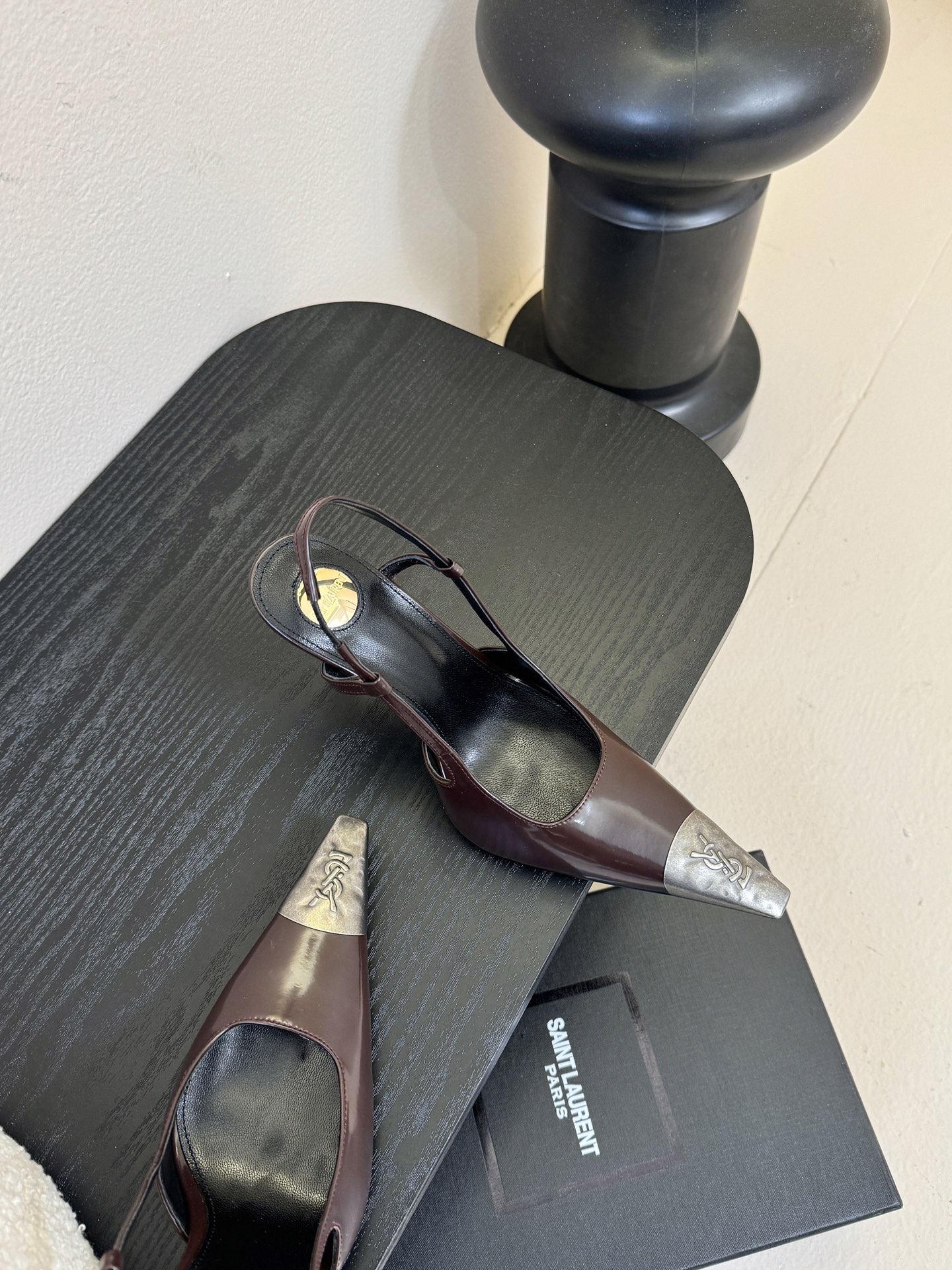 Saint Laurent / 圣罗兰Lee金属钻链条尖头高跟鞋YSL姐姐的美丽尤物高跟鞋 又是人间圣罗