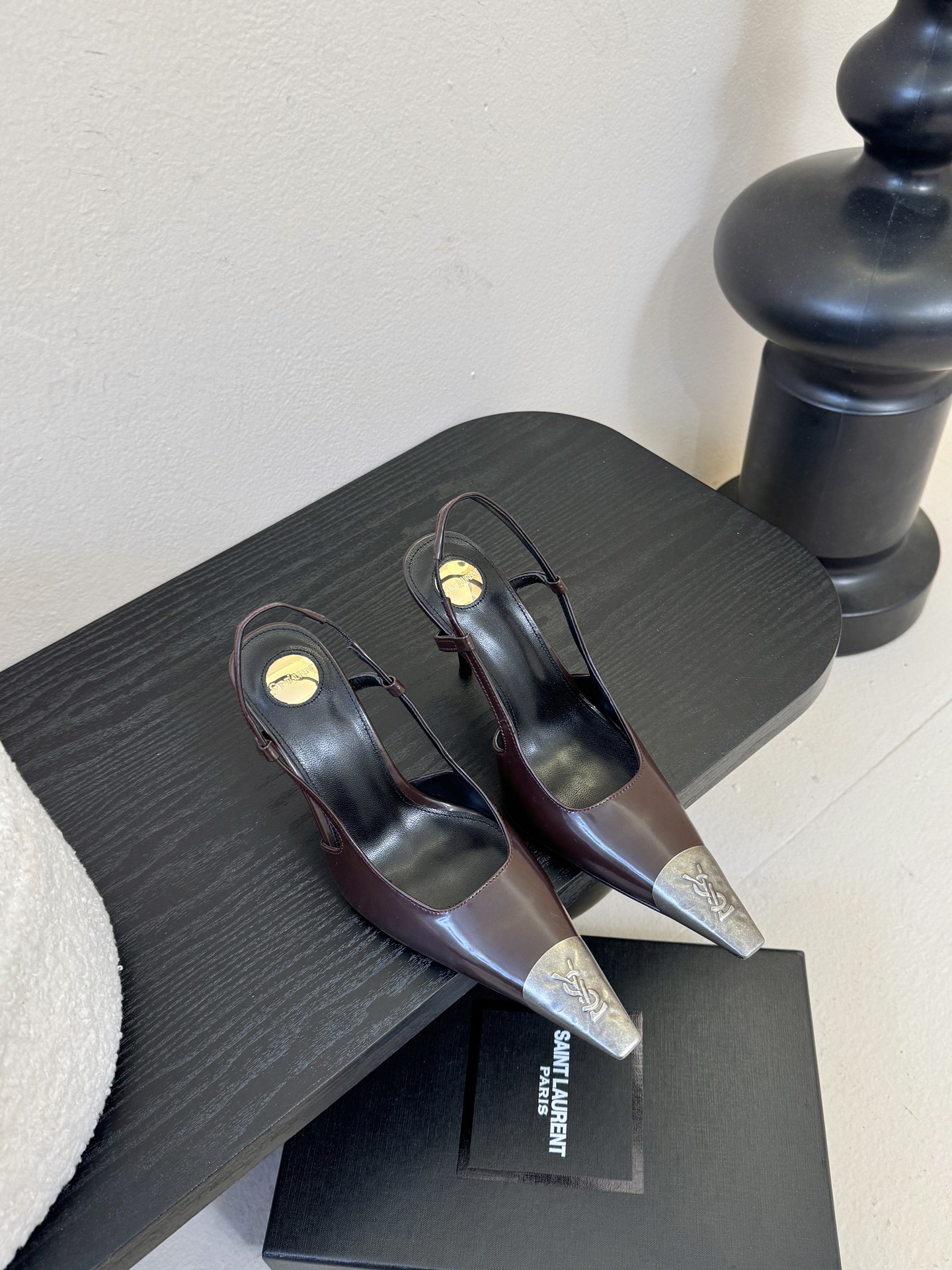 Saint Laurent / 圣罗兰Lee金属钻链条尖头高跟鞋YSL姐姐的美丽尤物高跟鞋 又是人间圣罗