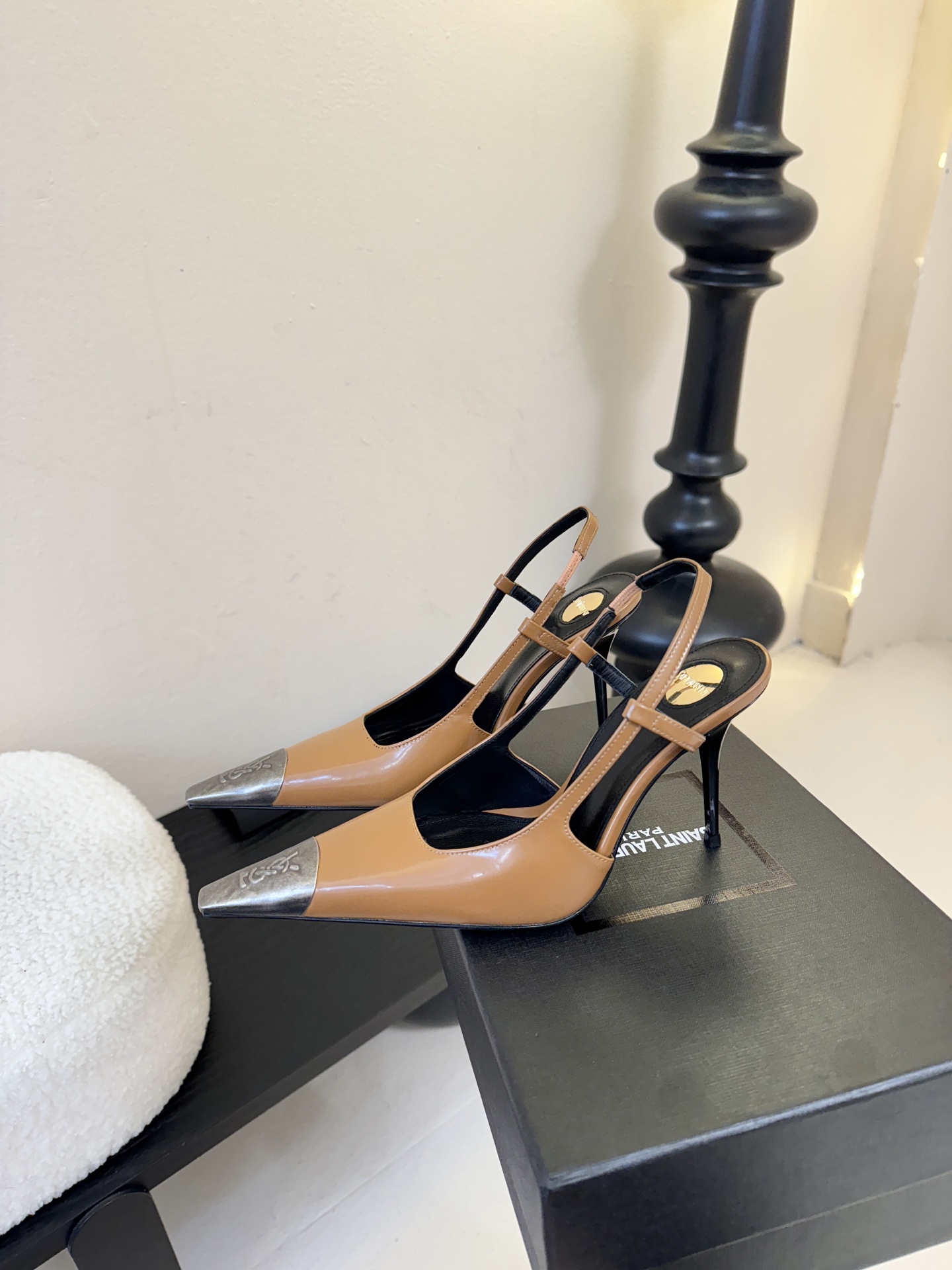 Saint Laurent / 圣罗兰Lee金属钻链条尖头高跟鞋YSL姐姐的美丽尤物高跟鞋 又是人间圣罗