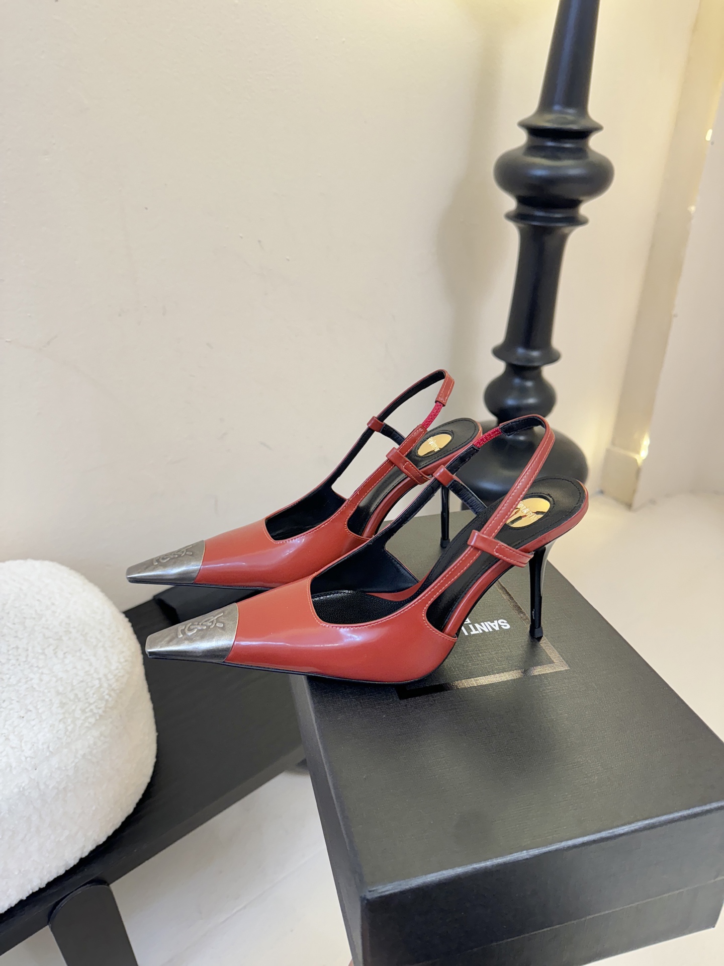 Saint Laurent / 圣罗兰Lee金属钻链条尖头高跟鞋YSL姐姐的美丽尤物高跟鞋 又是人间圣罗