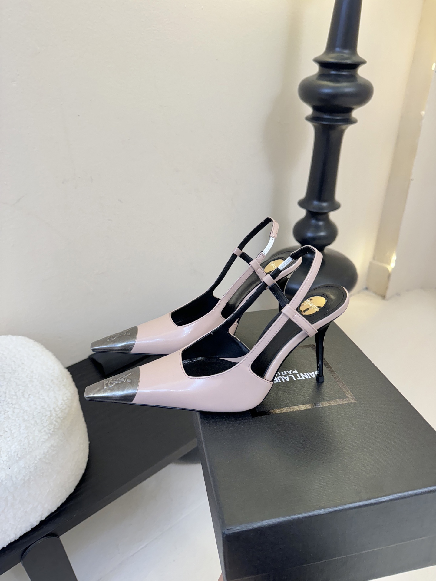 Saint Laurent / 圣罗兰Lee金属钻链条尖头高跟鞋YSL姐姐的美丽尤物高跟鞋 又是人间圣罗