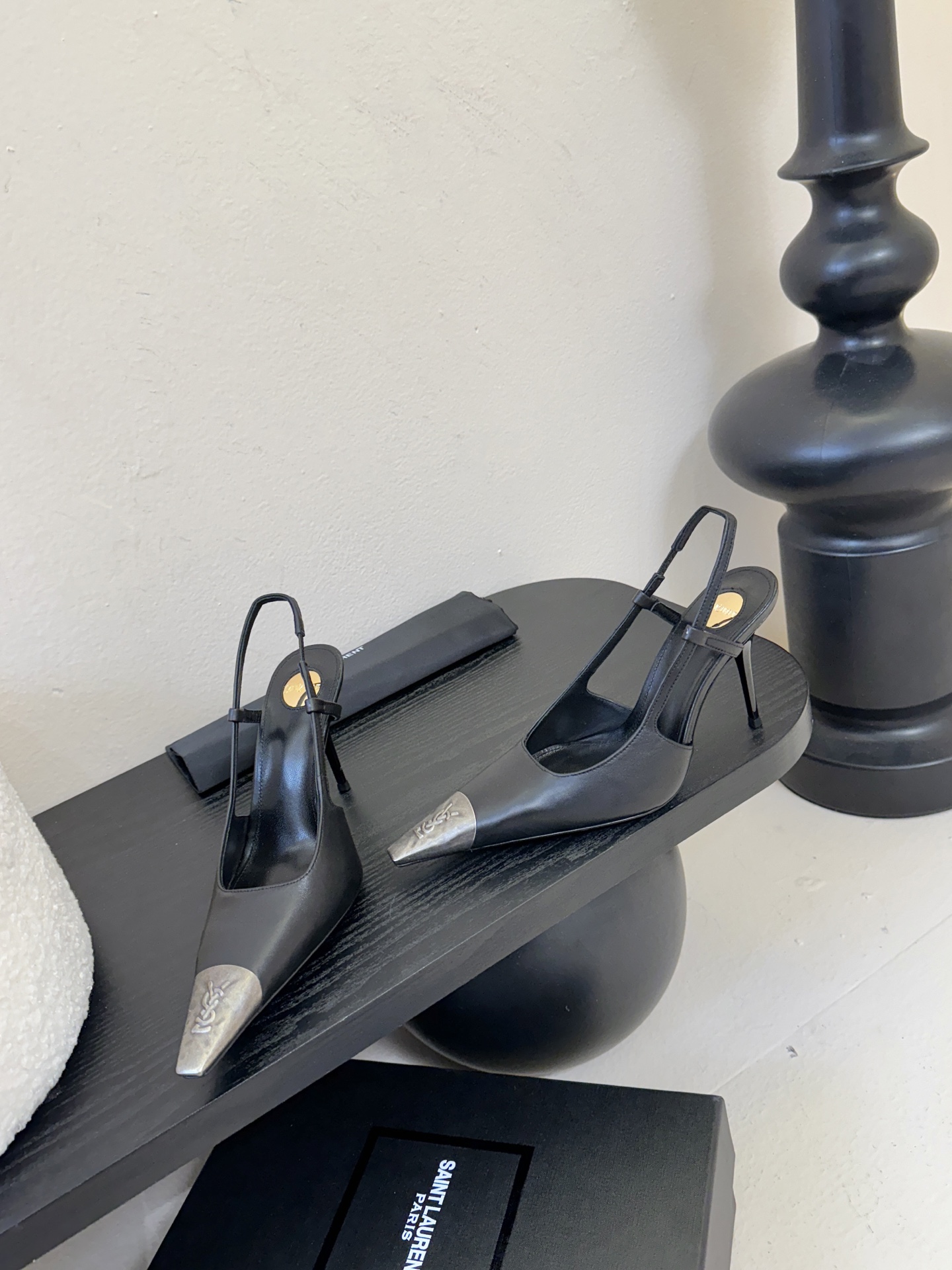 Saint Laurent / 圣罗兰Lee金属钻链条尖头高跟鞋YSL姐姐的美丽尤物高跟鞋 又是人间圣罗