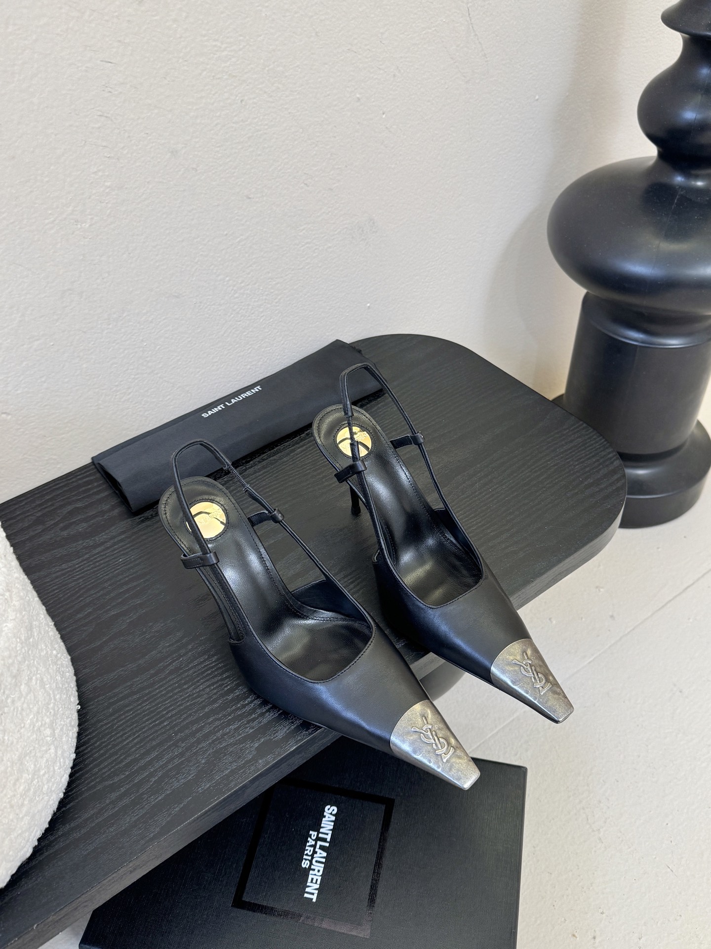 Saint Laurent / 圣罗兰Lee金属钻链条尖头高跟鞋YSL姐姐的美丽尤物高跟鞋 又是人间圣罗