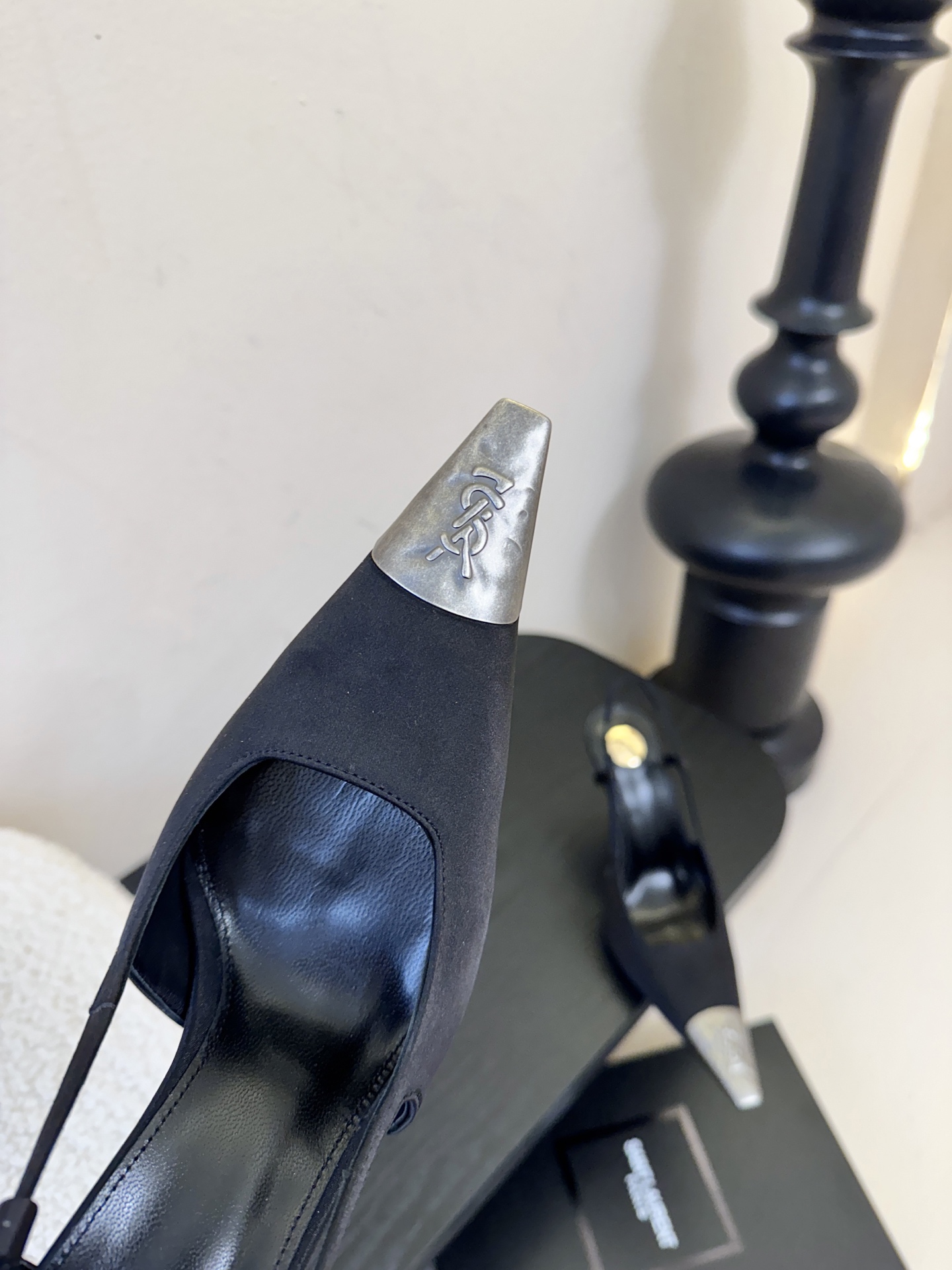 Saint Laurent / 圣罗兰Lee金属钻链条尖头高跟鞋YSL姐姐的美丽尤物高跟鞋 又是人间圣罗