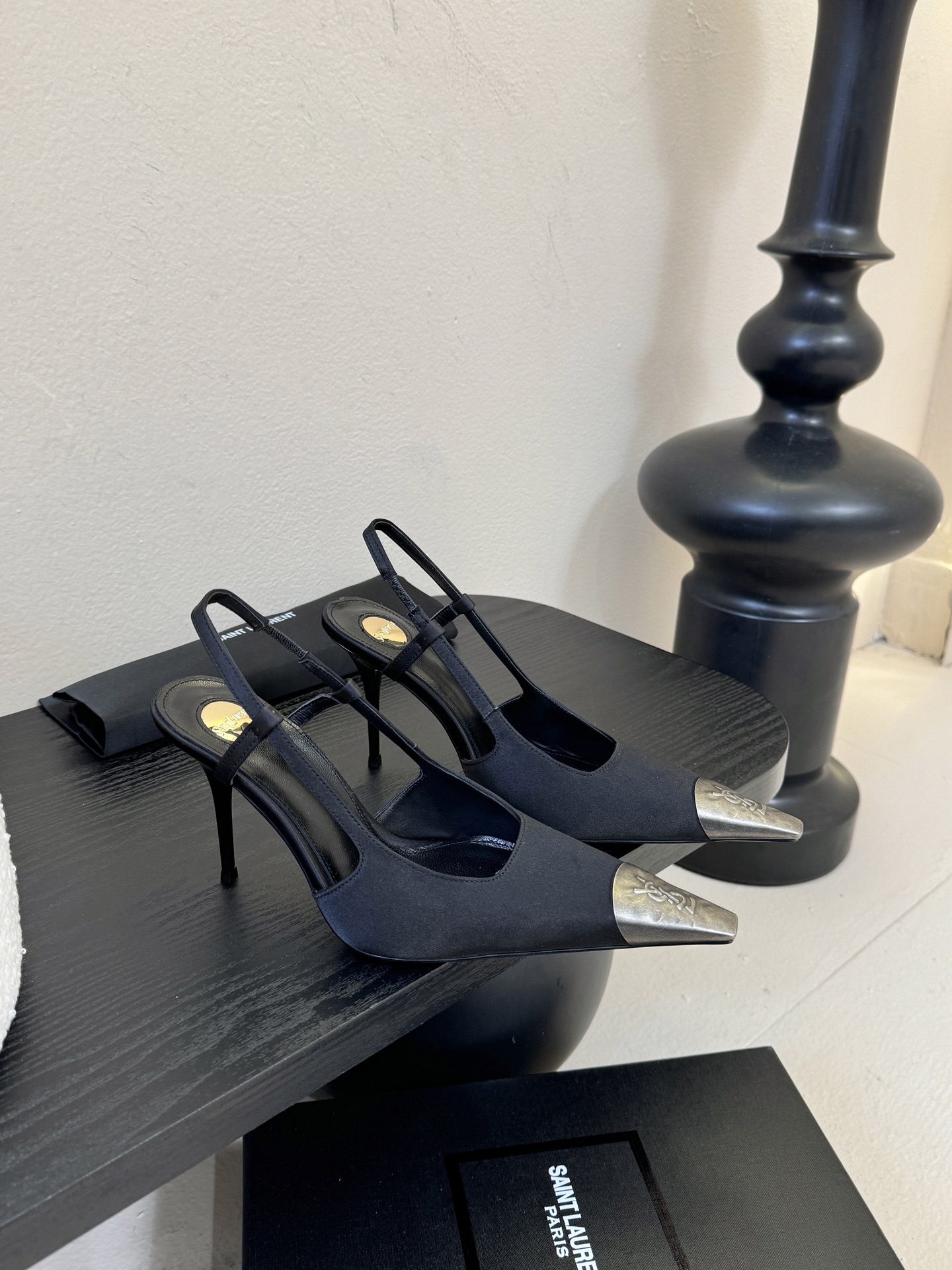 Saint Laurent / 圣罗兰Lee金属钻链条尖头高跟鞋YSL姐姐的美丽尤物高跟鞋 又是人间圣罗