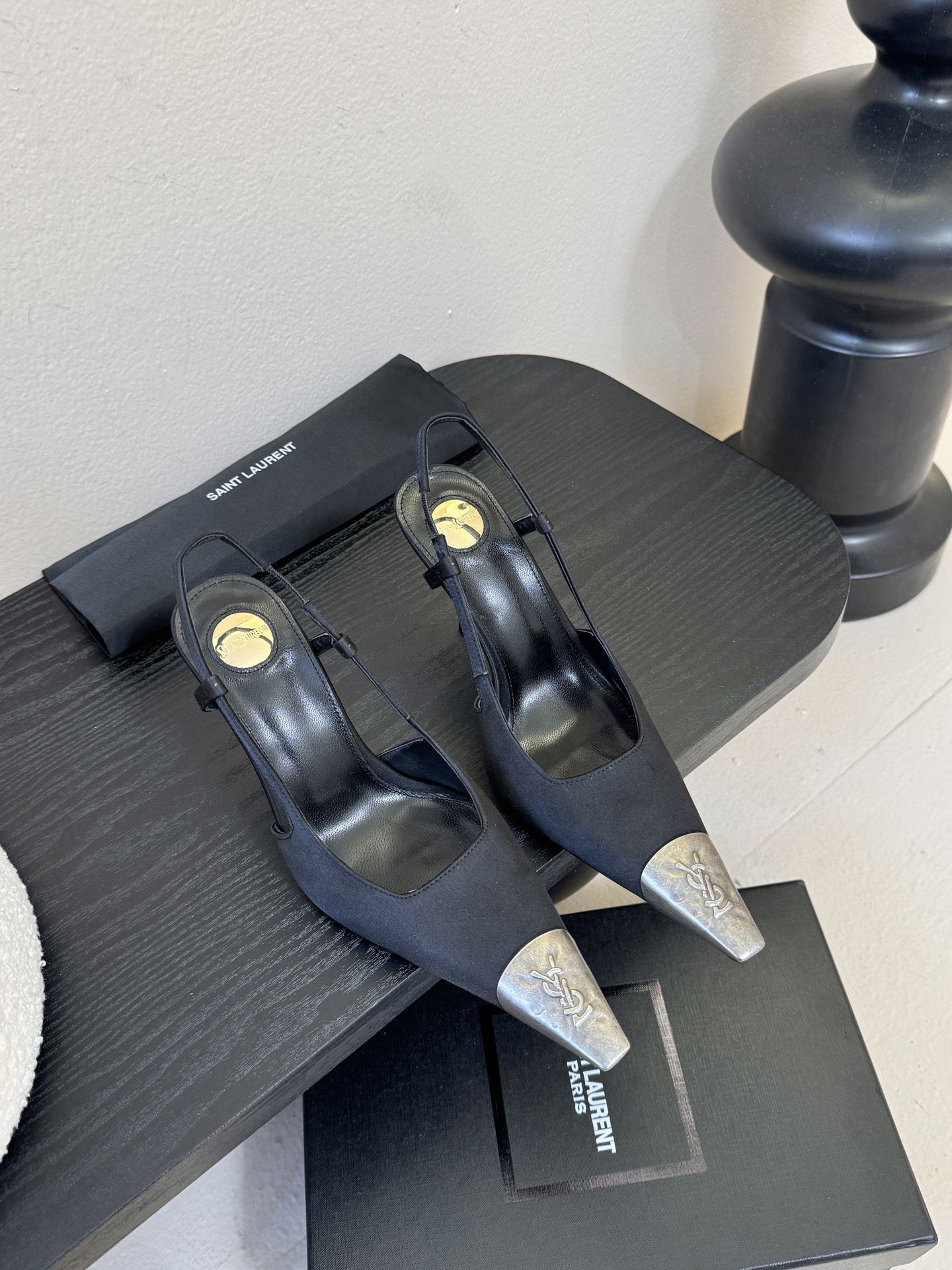 Saint Laurent / 圣罗兰Lee金属钻链条尖头高跟鞋YSL姐姐的美丽尤物高跟鞋 又是人间圣罗