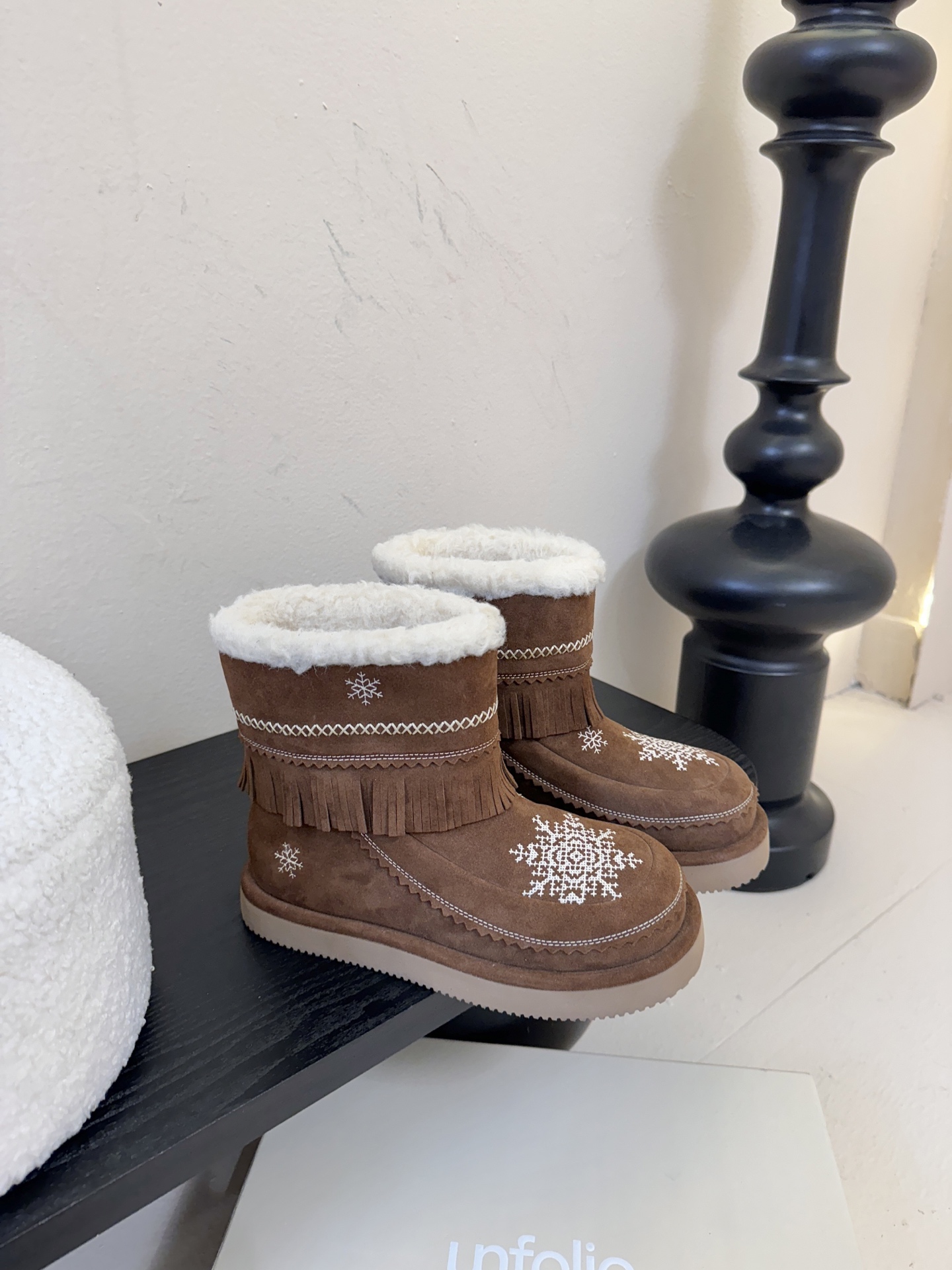 代购品质 杏色陆续更新一比一复刻，细节零差距unfolio超可爱LUMI雪地靴，打造精巧松弛，恰到好处的