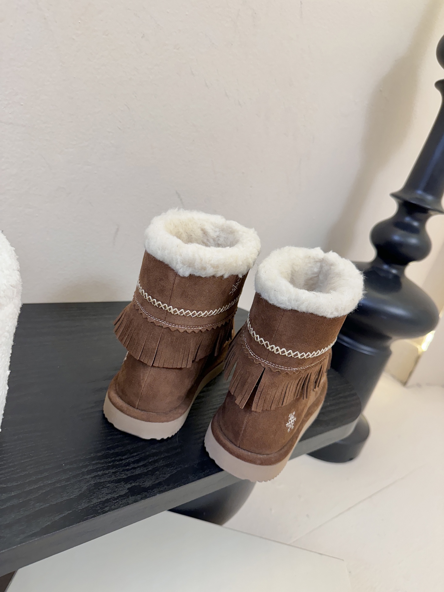 代购品质 杏色陆续更新一比一复刻，细节零差距unfolio超可爱LUMI雪地靴，打造精巧松弛，恰到好处的