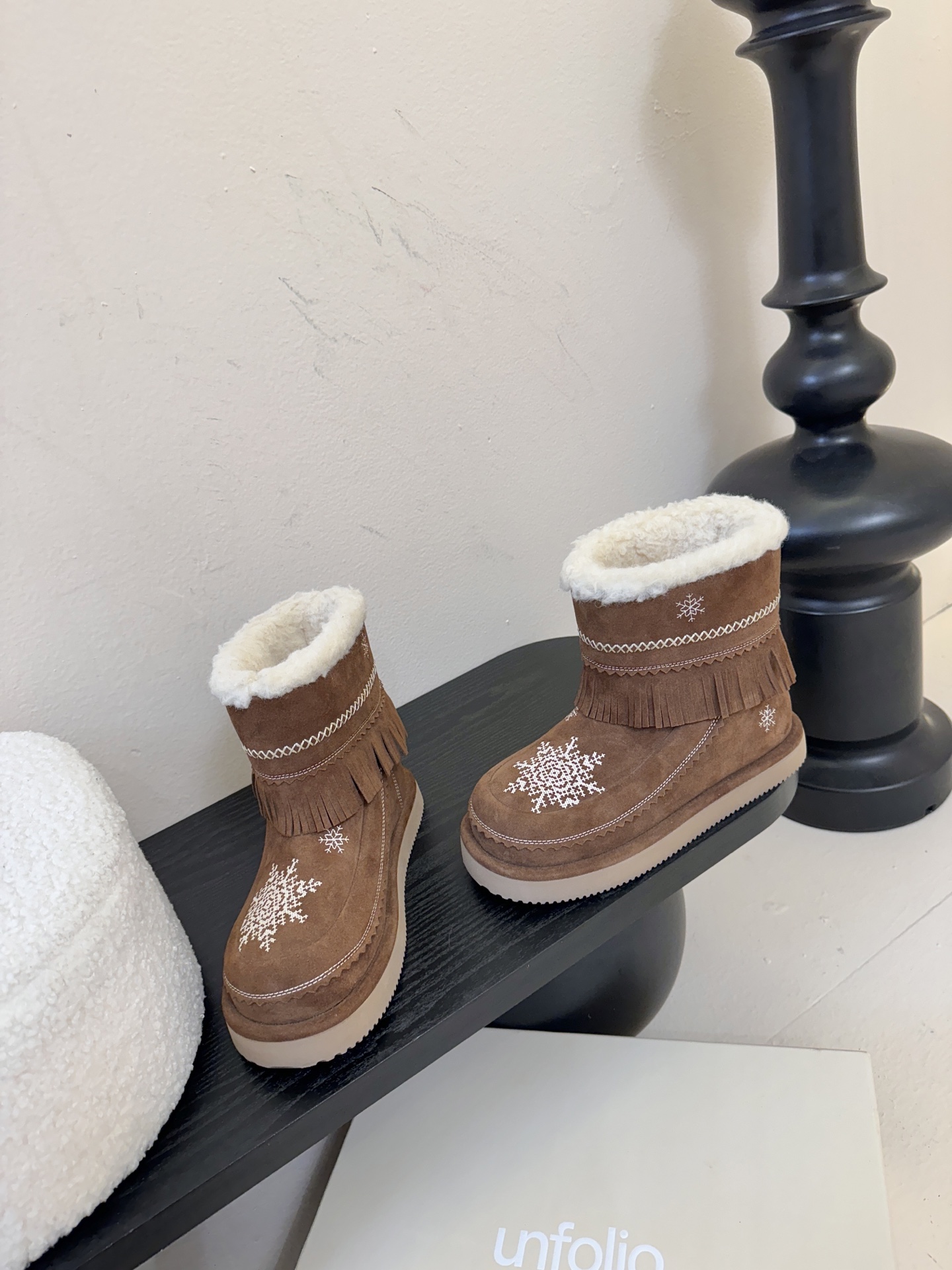 代购品质 杏色陆续更新一比一复刻，细节零差距unfolio超可爱LUMI雪地靴，打造精巧松弛，恰到好处的