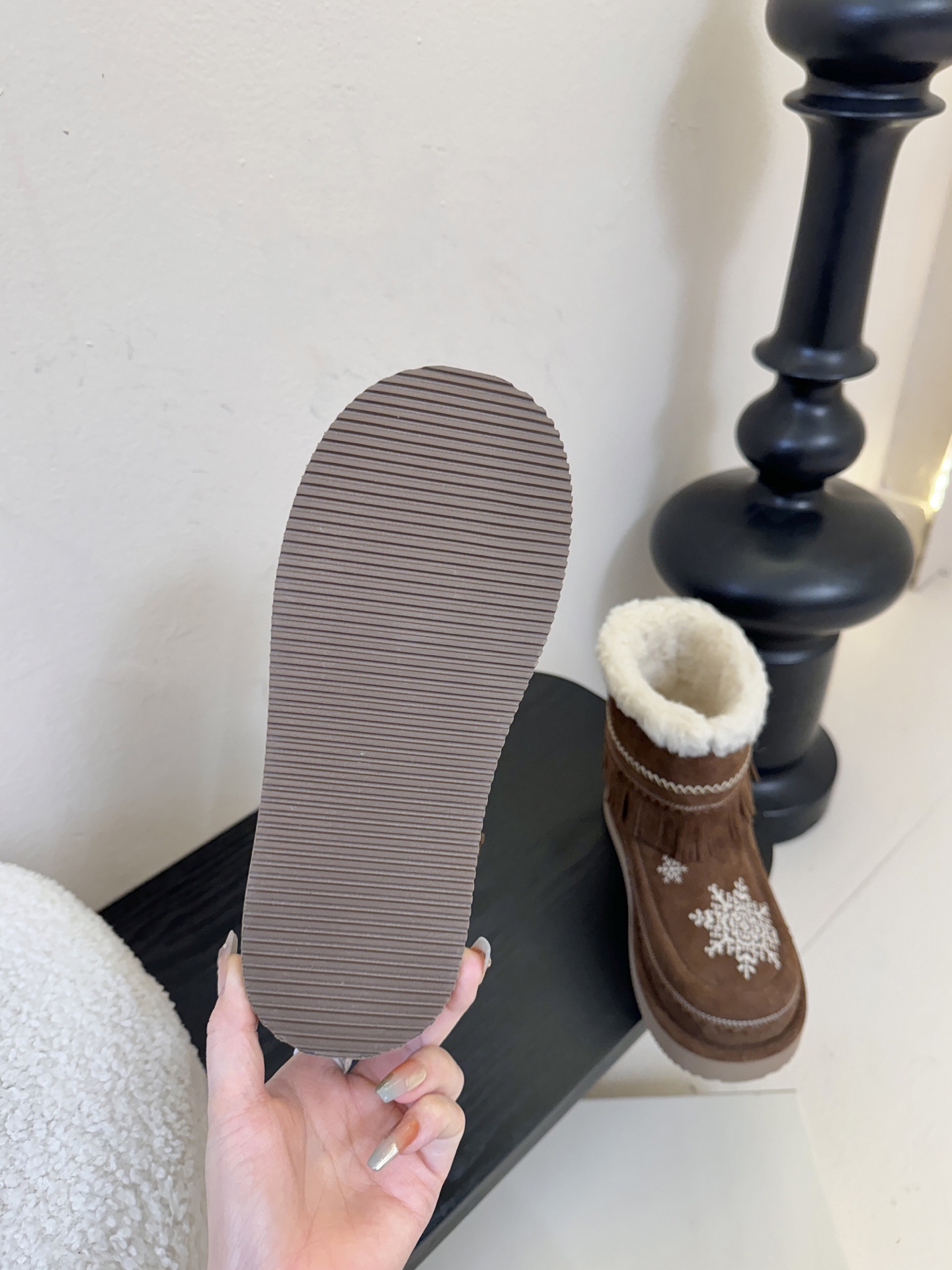 代购品质 杏色陆续更新一比一复刻，细节零差距unfolio超可爱LUMI雪地靴，打造精巧松弛，恰到好处的