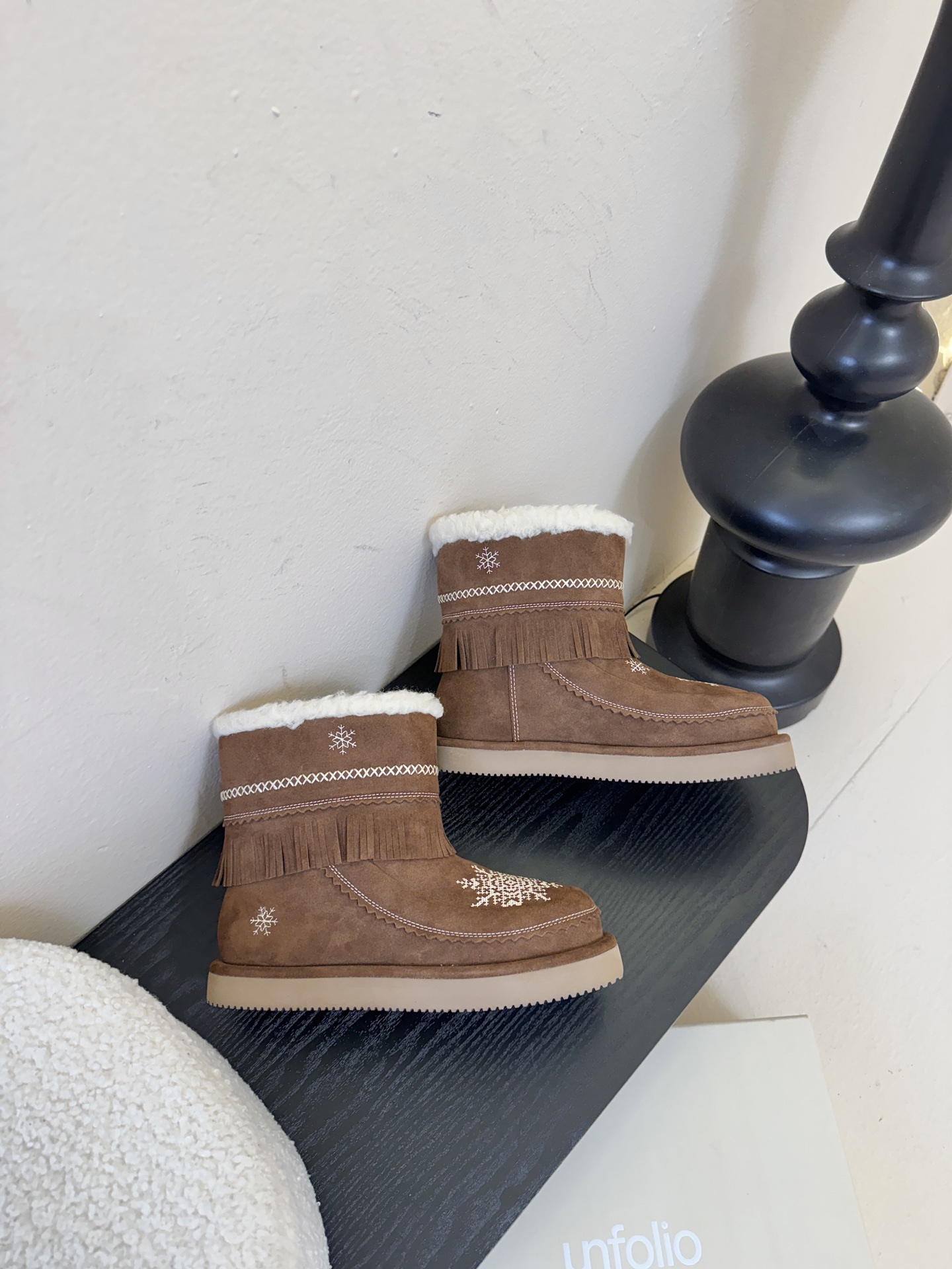 代购品质 杏色陆续更新一比一复刻，细节零差距unfolio超可爱LUMI雪地靴，打造精巧松弛，恰到好处的