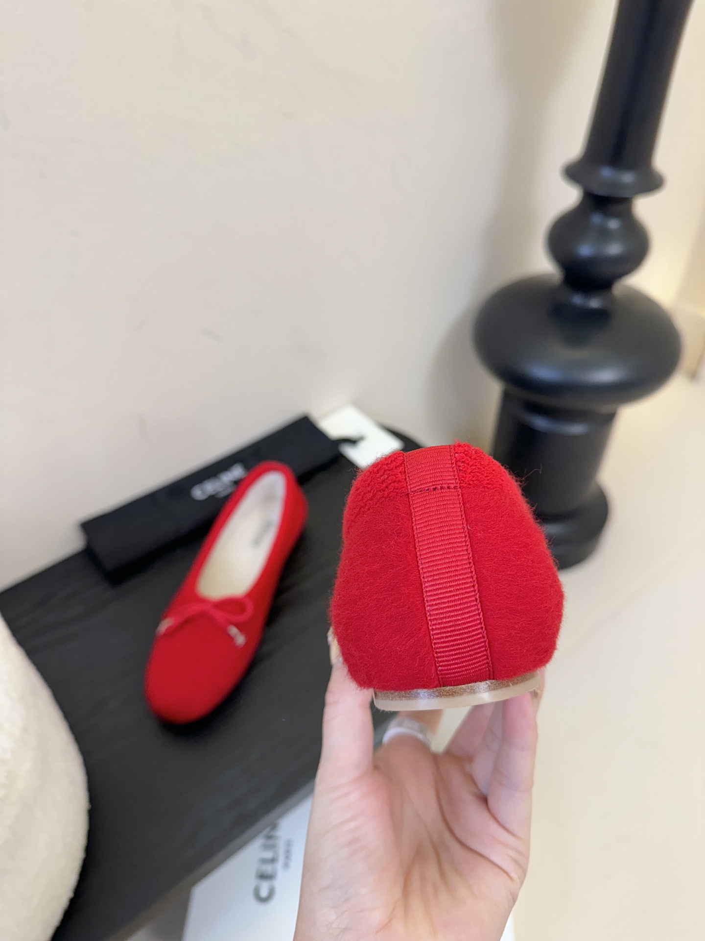 毛里 CELINE*赛琳F018 2025ss新款玛丽珍平底乐福鞋单鞋网红爆款来袭！各大网红抢先体验、C