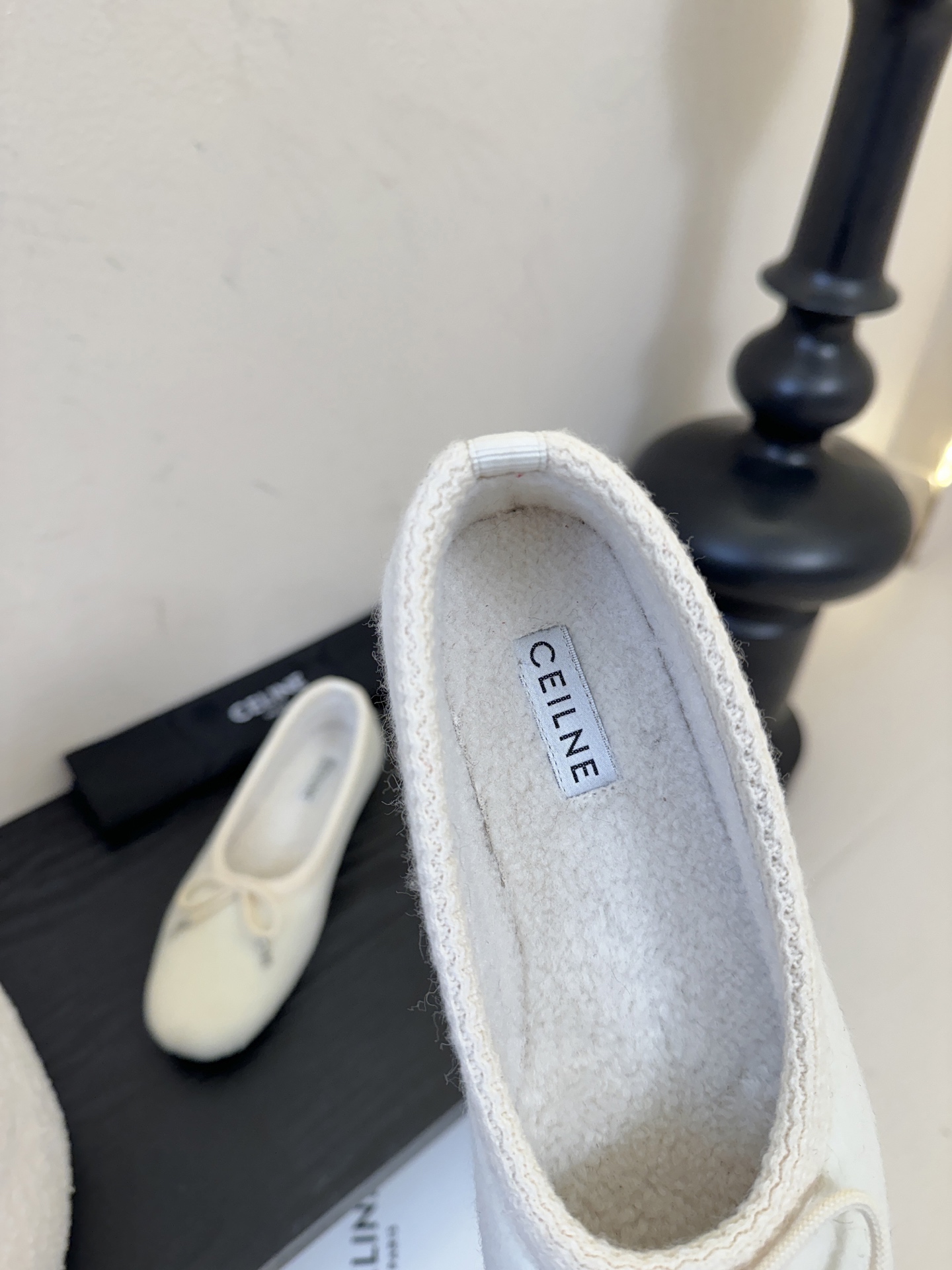 毛里 CELINE*赛琳F018 2025ss新款玛丽珍平底乐福鞋单鞋网红爆款来袭！各大网红抢先体验、C