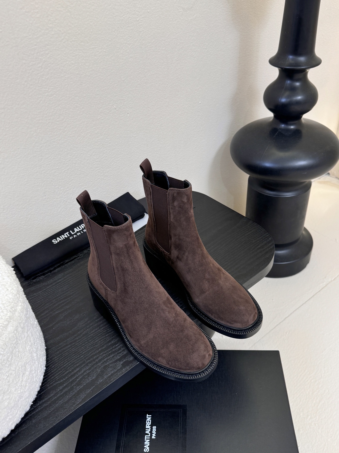 Saint Laurent圣罗兰秋冬最新款布洛克短靴 超多明星时尚博主种草 大小质感与原版完全一致✔️鞋
