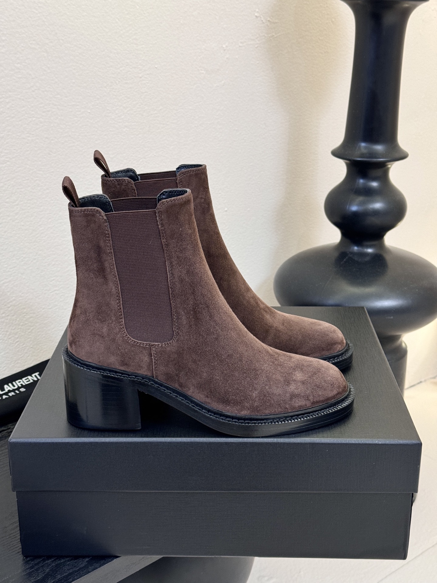 Saint Laurent圣罗兰秋冬最新款布洛克短靴 超多明星时尚博主种草 大小质感与原版完全一致✔️鞋