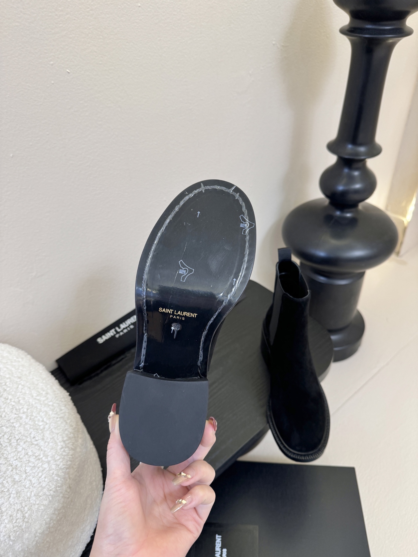 Saint Laurent圣罗兰秋冬最新款布洛克短靴 超多明星时尚博主种草 大小质感与原版完全一致✔️鞋