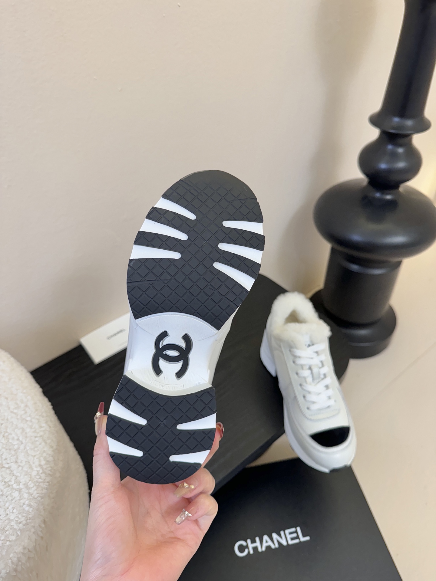 Chanl 香奈儿25k秋冬新款高跟拼色休闲运动鞋 奇奇怪怪 丑萌丑萌 专柜断货王 各大博主社交日推款，