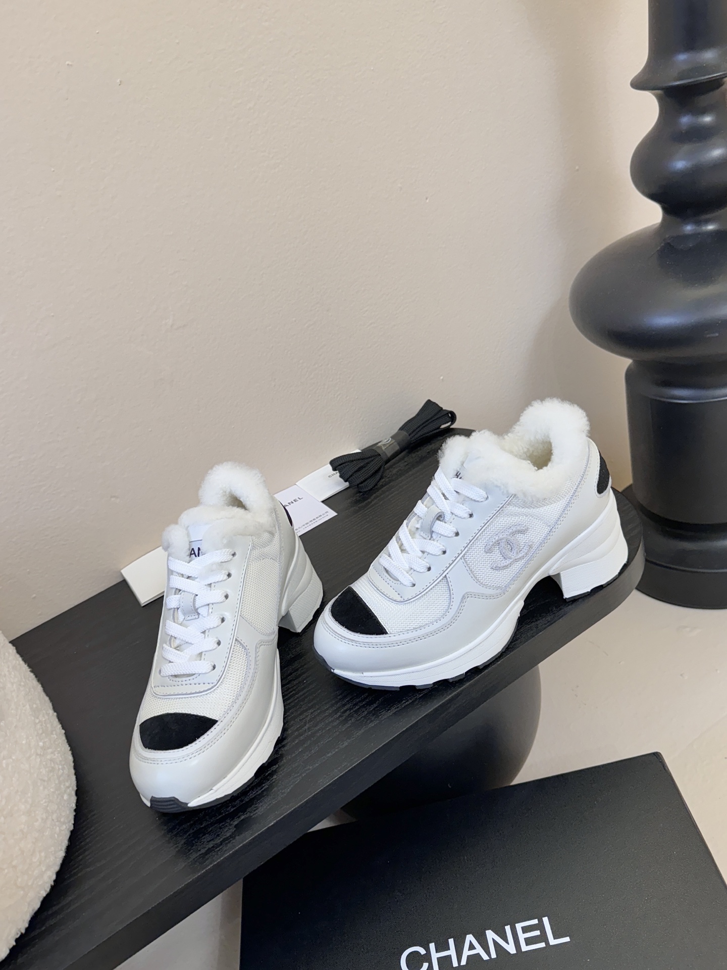 Chanl 香奈儿25k秋冬新款高跟拼色休闲运动鞋 奇奇怪怪 丑萌丑萌 专柜断货王 各大博主社交日推款，