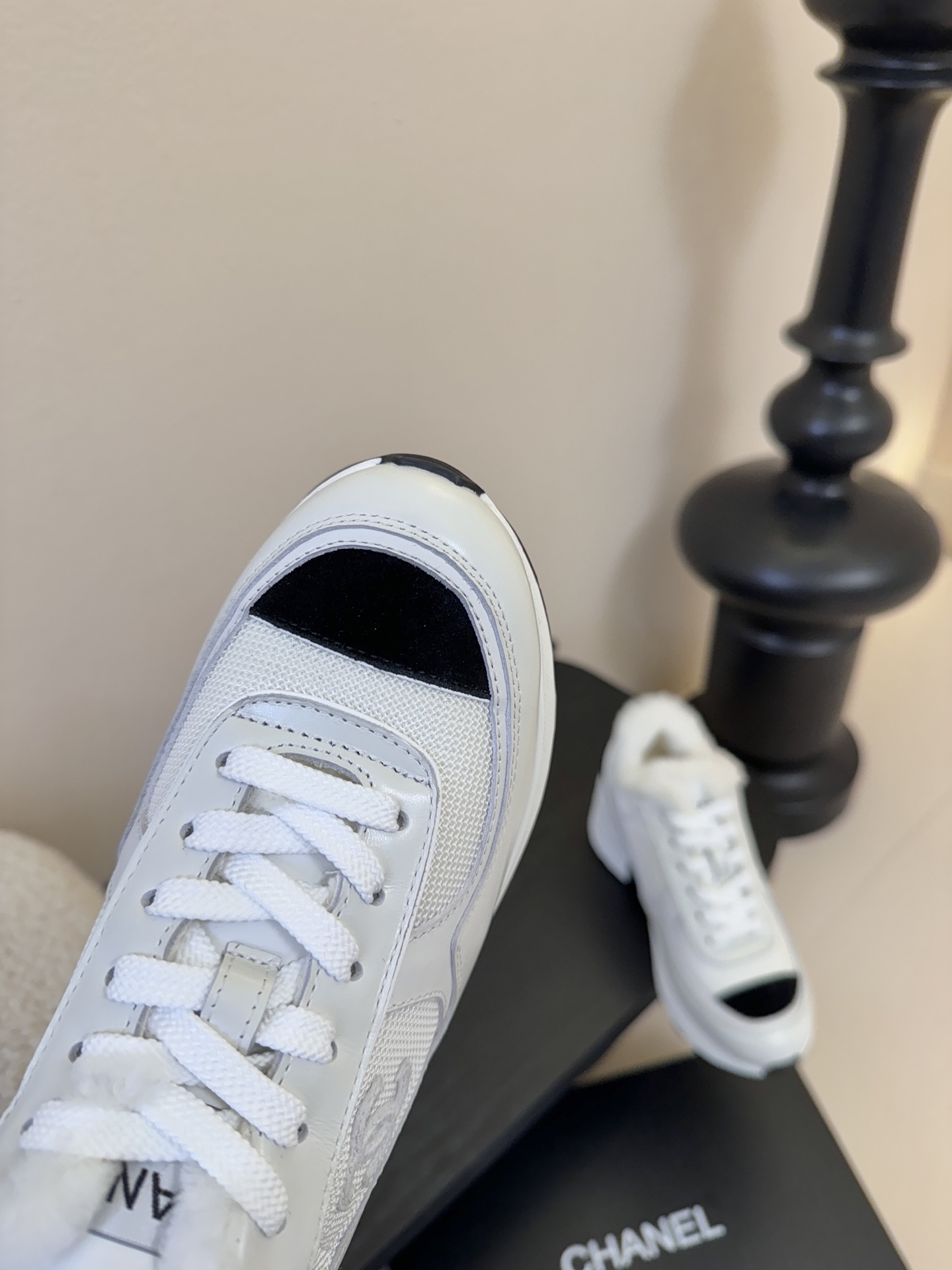 Chanl 香奈儿25k秋冬新款高跟拼色休闲运动鞋 奇奇怪怪 丑萌丑萌 专柜断货王 各大博主社交日推款，