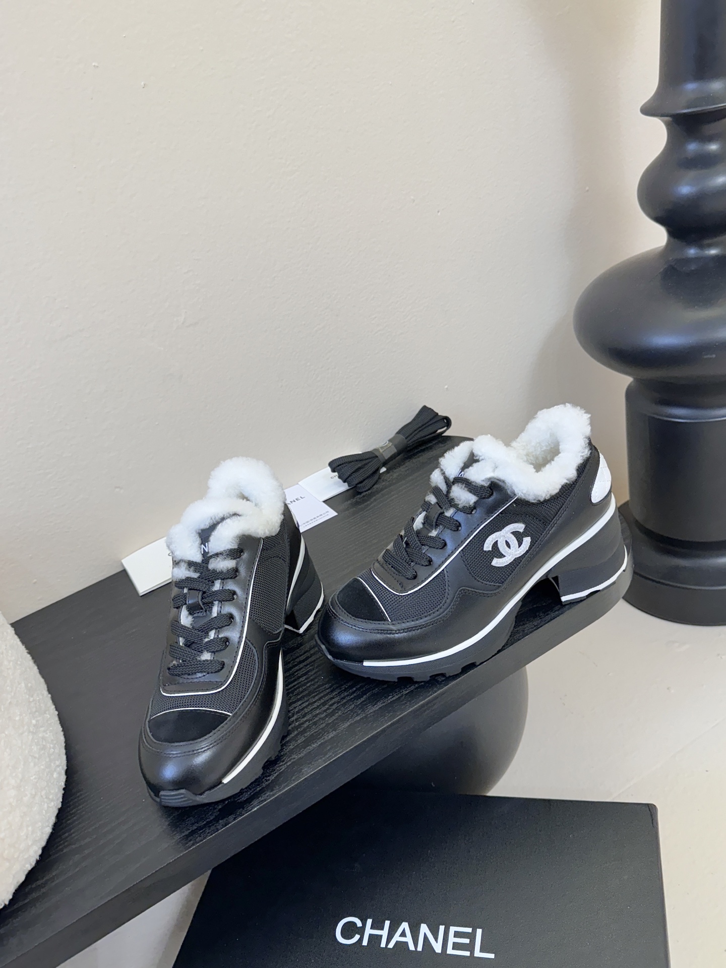 Chanl 香奈儿25k秋冬新款高跟拼色休闲运动鞋 奇奇怪怪 丑萌丑萌 专柜断货王 各大博主社交日推款，