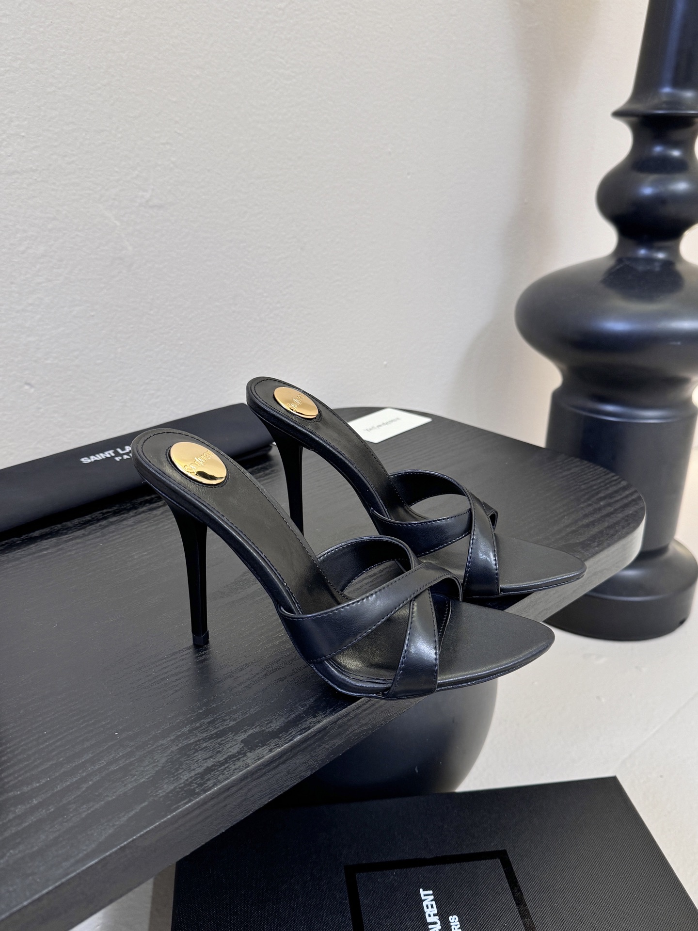 圣罗兰Saint Lauren* ss新YSL Logo高跟鞋拖Ysl走秀款高跟鞋 各种小裙子搭配起来 