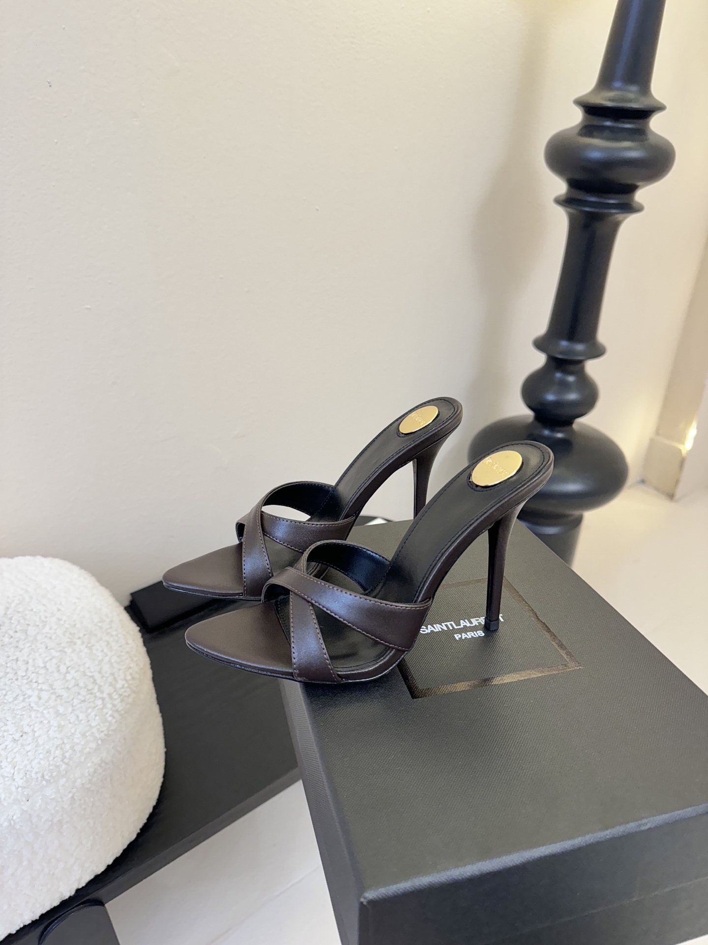 圣罗兰Saint Lauren* ss新YSL Logo高跟鞋拖Ysl走秀款高跟鞋 各种小裙子搭配起来 