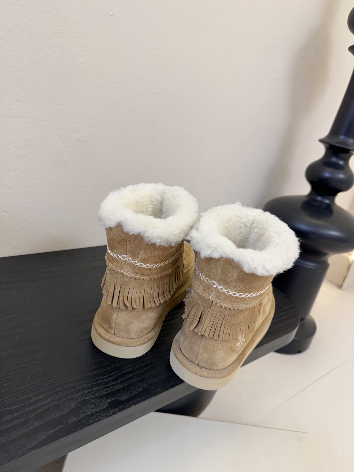 代购品质 一比一复刻，细节零差距unfolio超可爱LUMI雪地靴，打造精巧松弛，恰到好处的时尚，灵感源