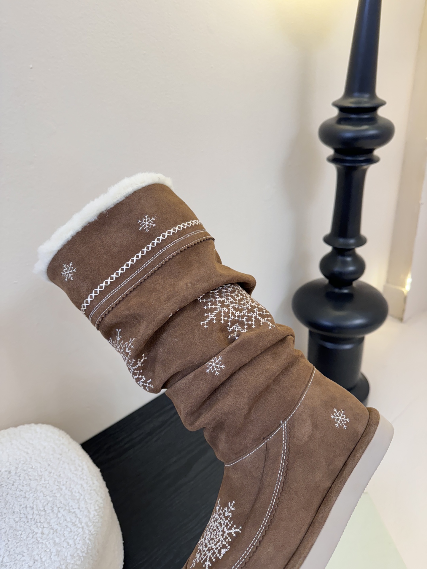 代购品质 一比一复刻，细节零差距unfolio超可爱LUMI雪地靴，打造精巧松弛，恰到好处的时尚，灵感源