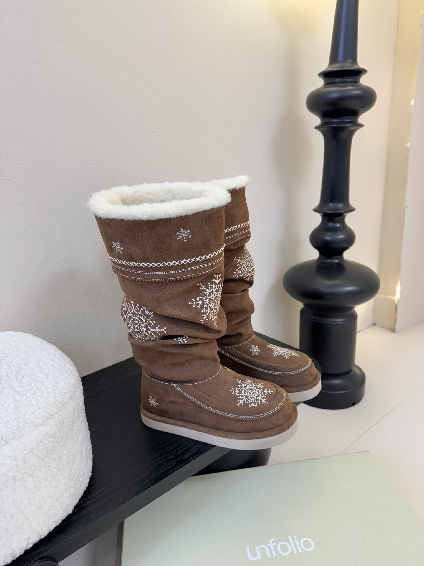 代购品质 一比一复刻，细节零差距unfolio超可爱LUMI雪地靴，打造精巧松弛，恰到好处的时尚，灵感源