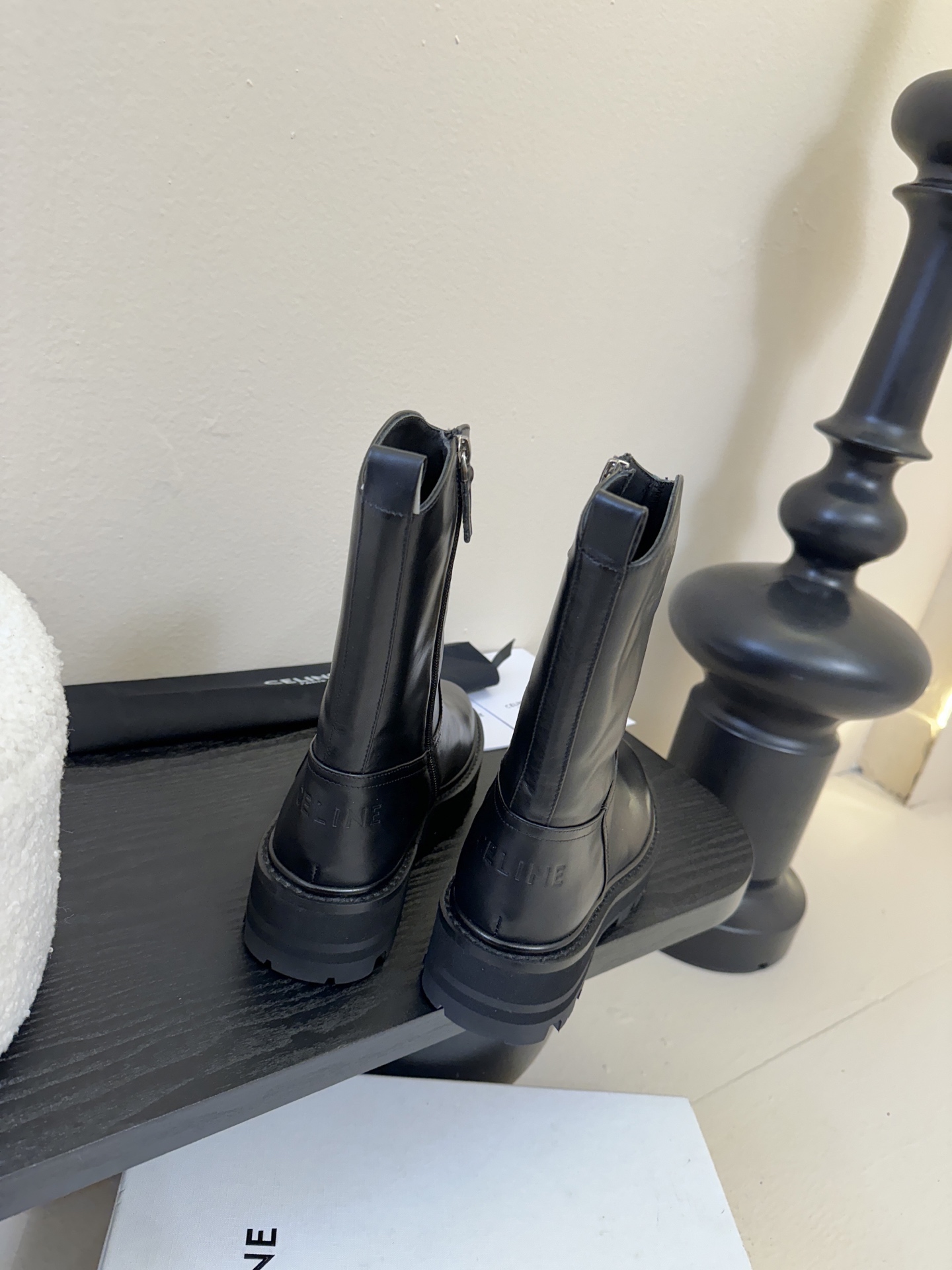 CELINE塞琳 25秋冬新款杨幂同款 短靴 凯旋门英伦风短靴 简约大气时髦 耐看不过时 是时尚圈永不退