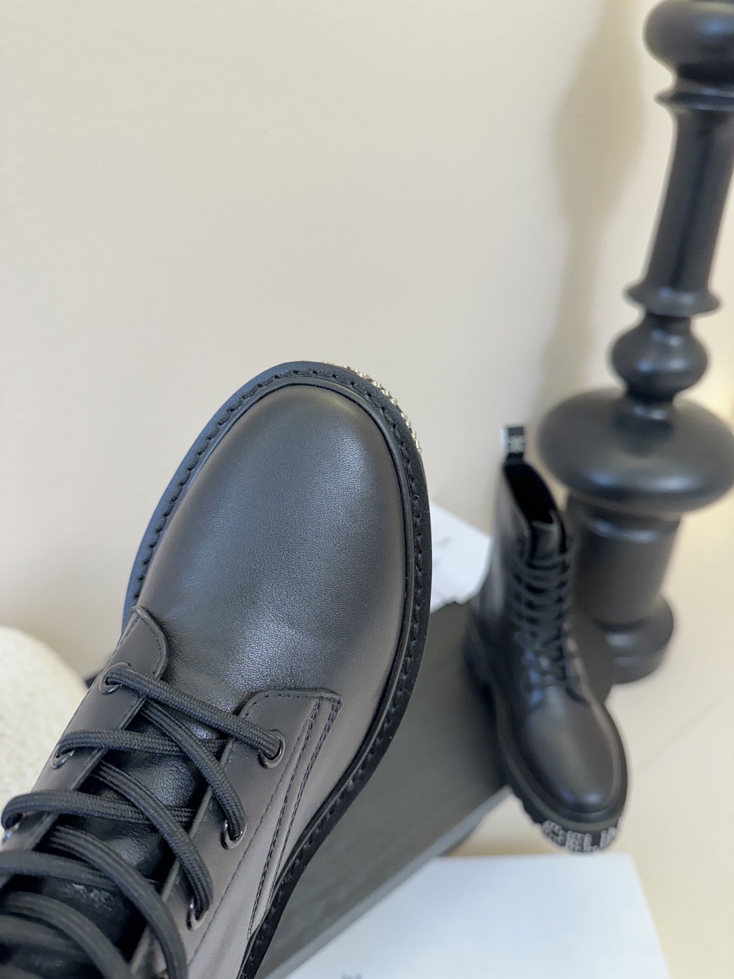 CELINE塞琳 25秋冬新款杨幂同款 短靴 凯旋门英伦风短靴 简约大气时髦 耐看不过时 是时尚圈永不退