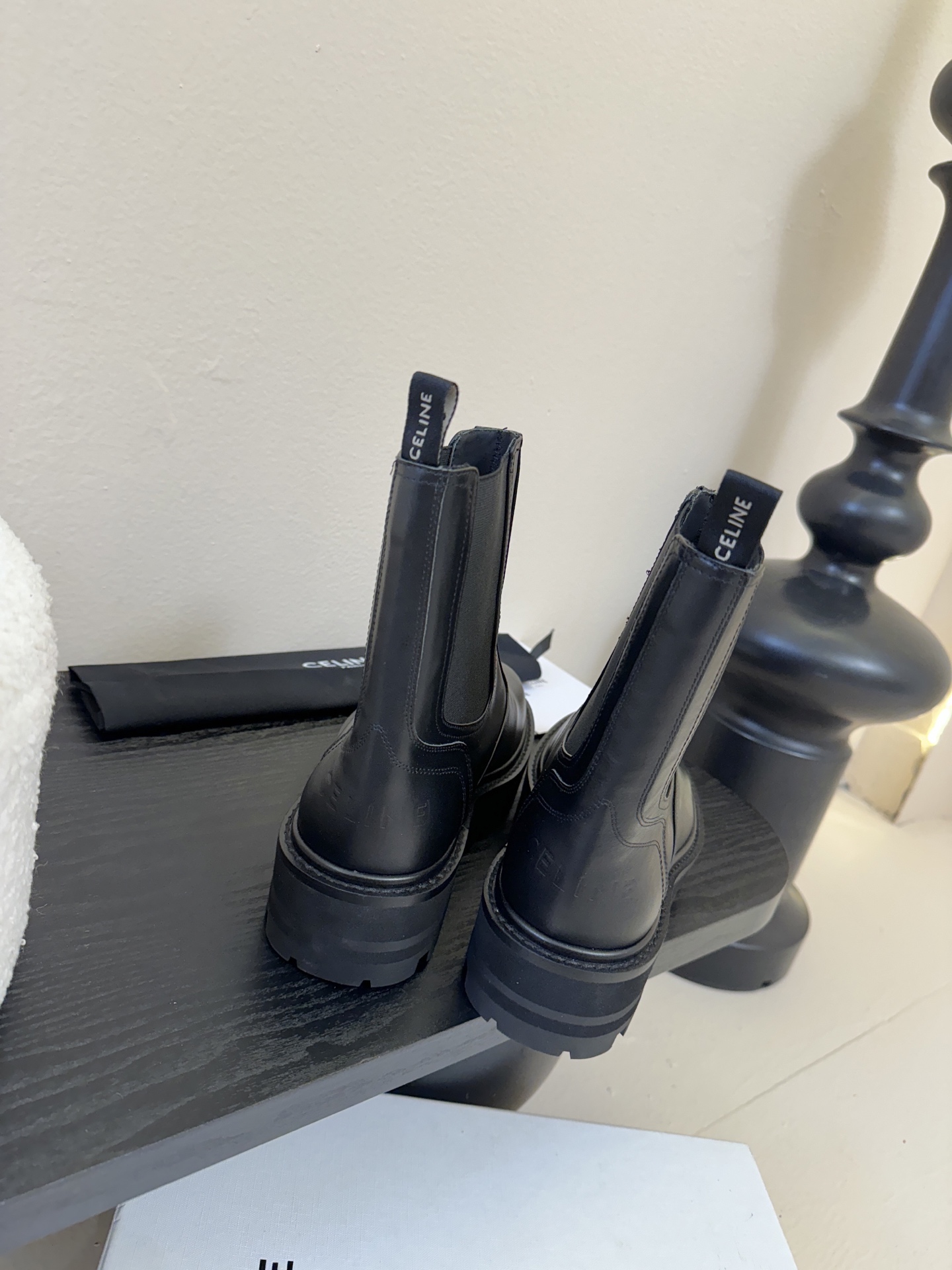 CELINE塞琳 25秋冬新款杨幂同款 短靴 凯旋门英伦风短靴 简约大气时髦 耐看不过时 是时尚圈永不退