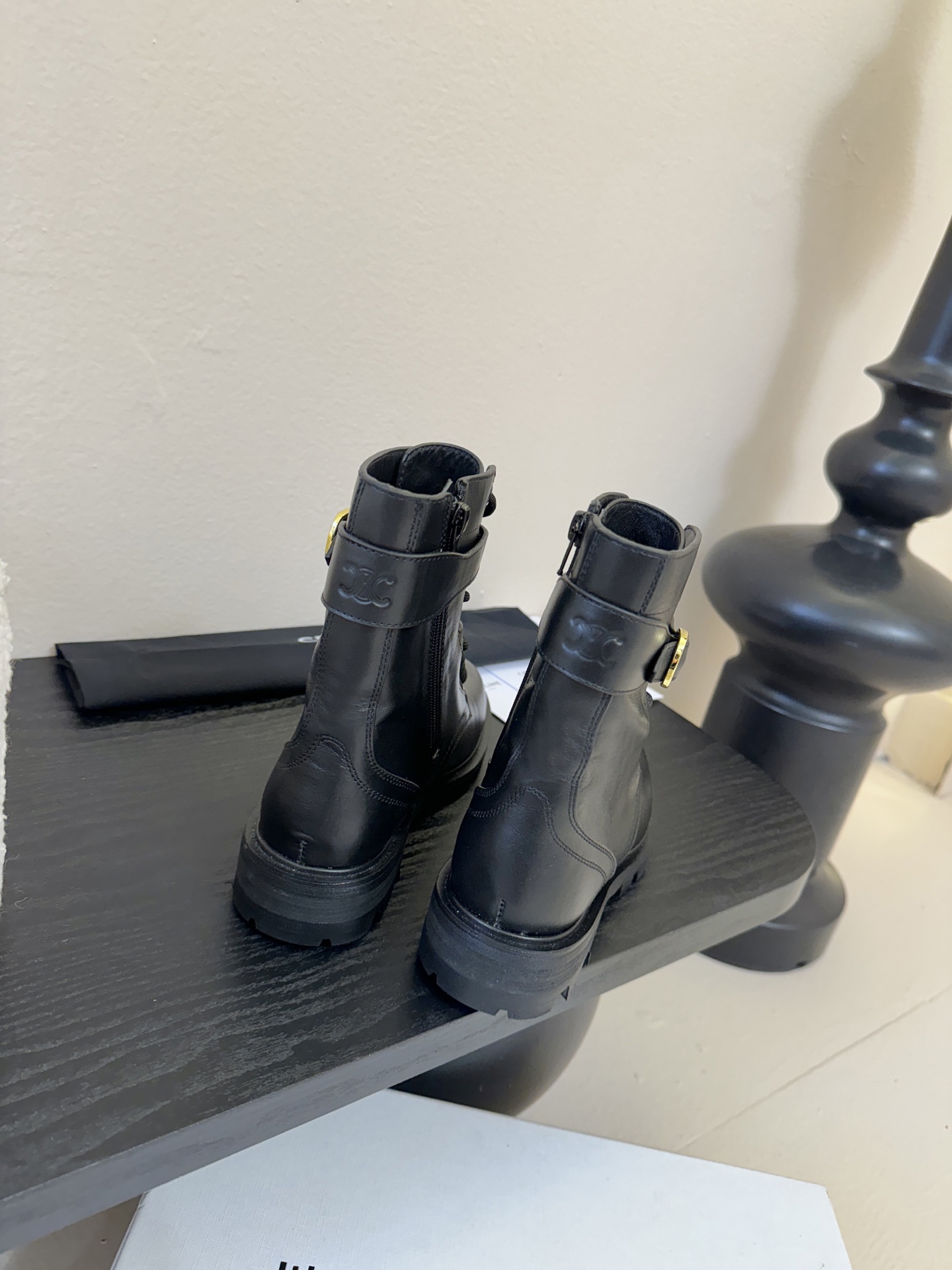 CELINE塞琳 25秋冬新款杨幂同款 短靴 凯旋门英伦风短靴 简约大气时髦 耐看不过时 是时尚圈永不退