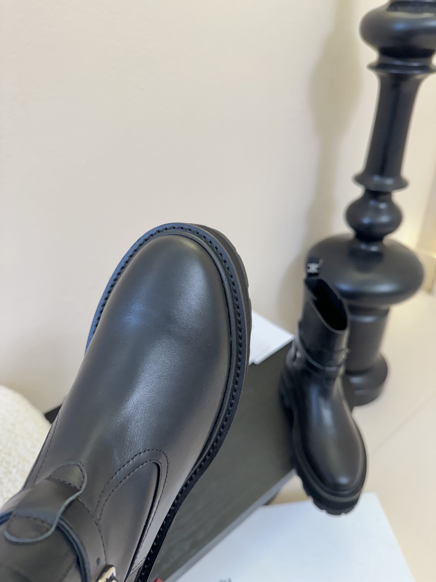 CELINE塞琳 25秋冬新款杨幂同款 短靴 凯旋门英伦风短靴 简约大气时髦 耐看不过时 是时尚圈永不退